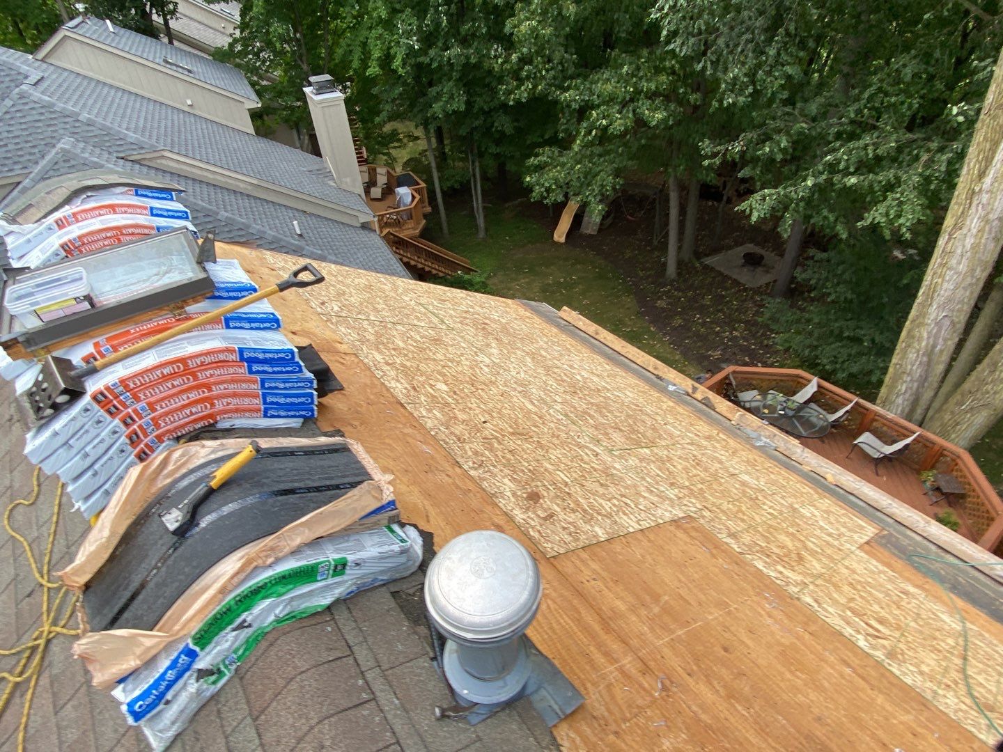 Roof Replacement using CertainTeed Landmark by 180 Contractors