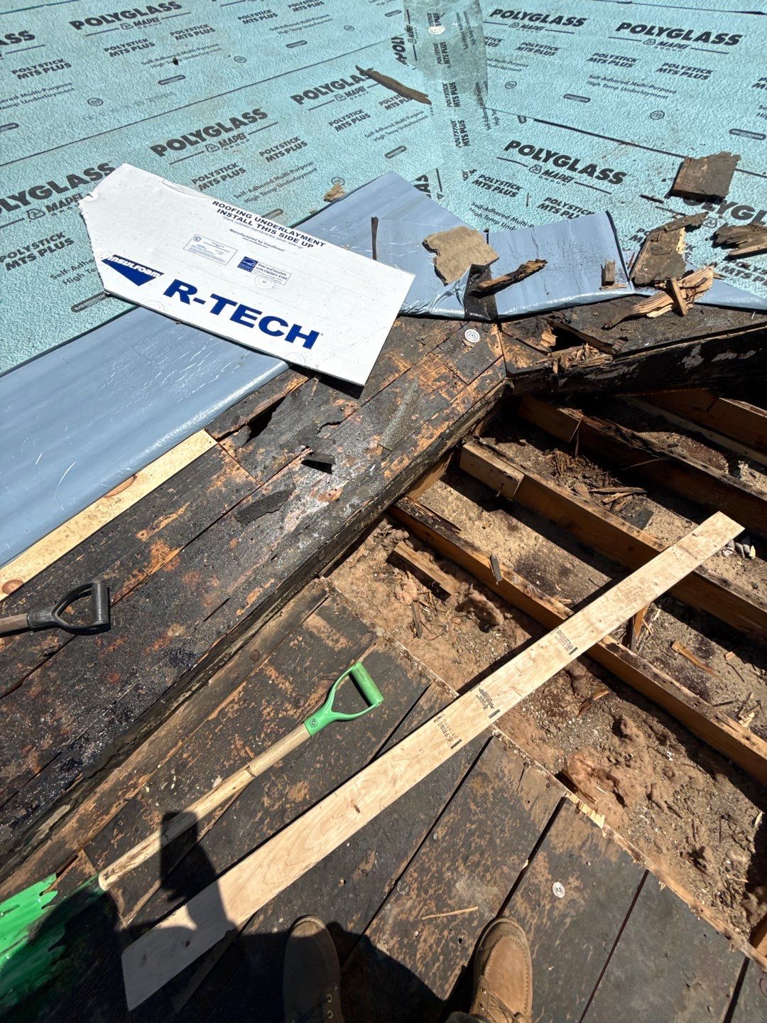 Project in St. Petersburg 33712 by Mitchell Roofing Company LLC 