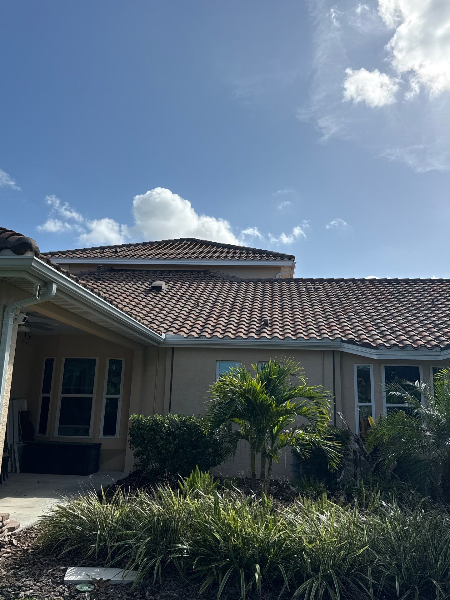 Replace gutter using K-Style Seamless Gutters & Downspouts in Lakewood Ranch, FL  by Gutter Professors