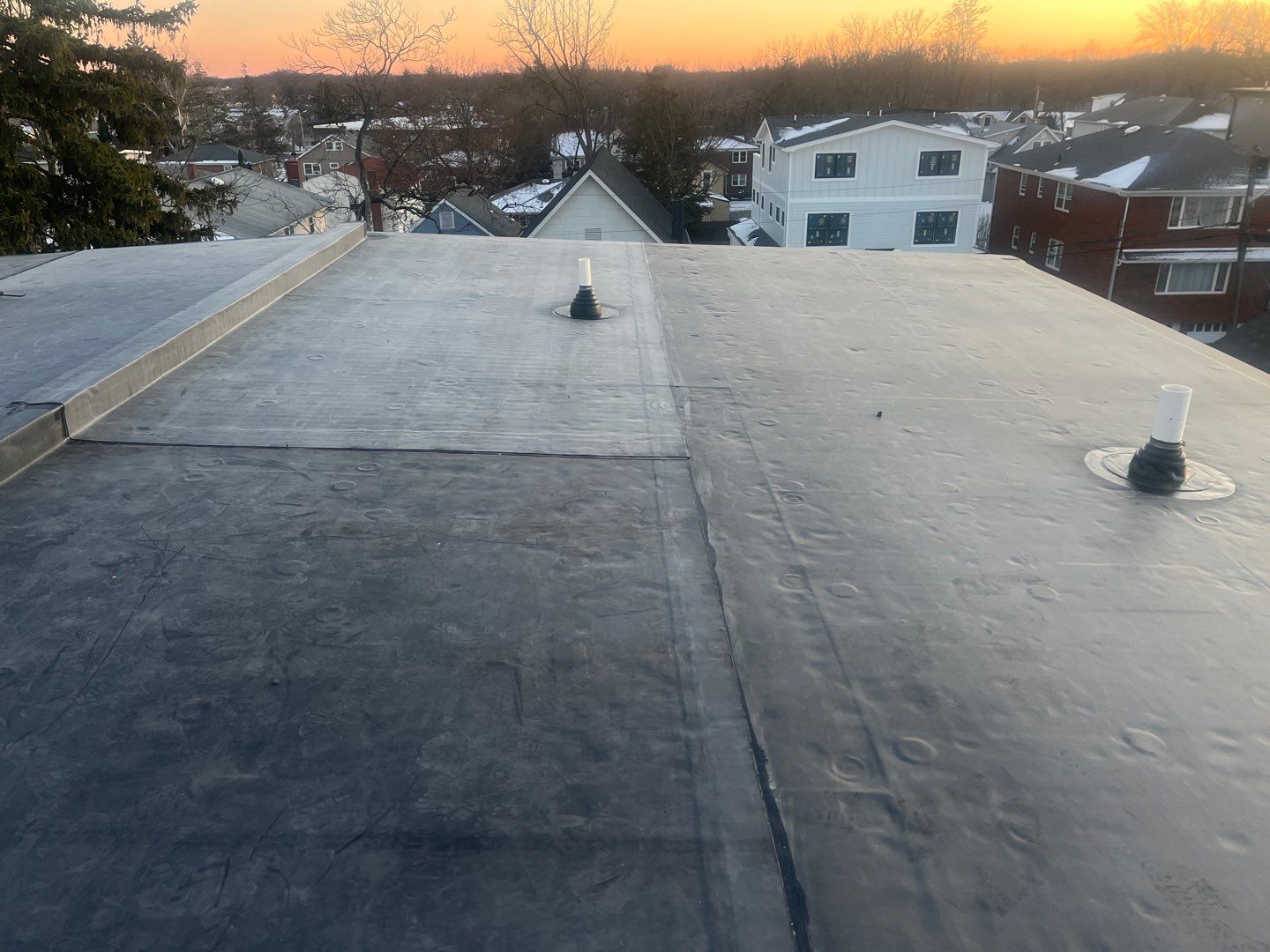 EPDM Roofing by CMNG LLC