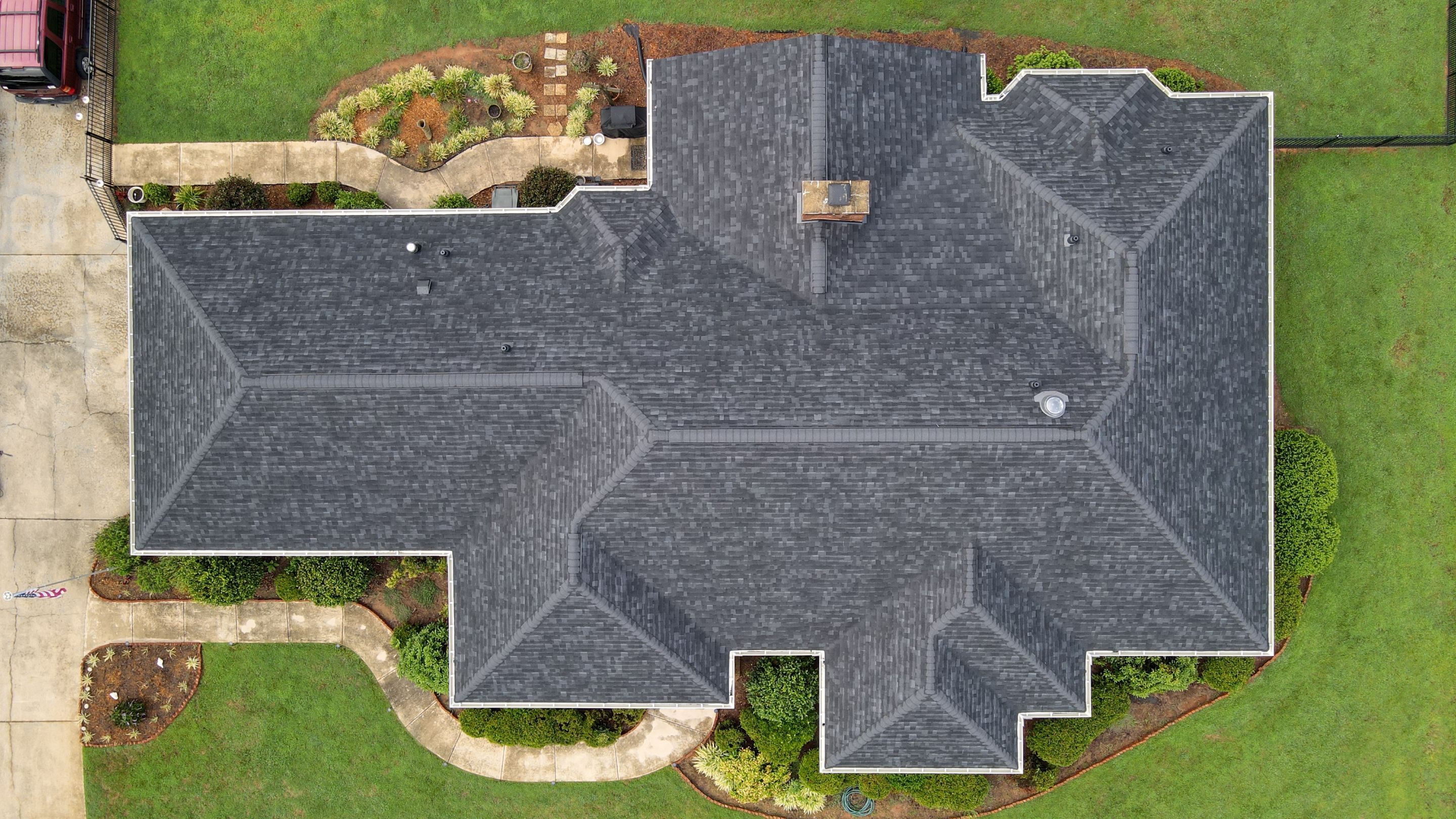 Residential Roofing Installation using Owens Corning® Oakridge Onyx Black by Indigo State Roofing