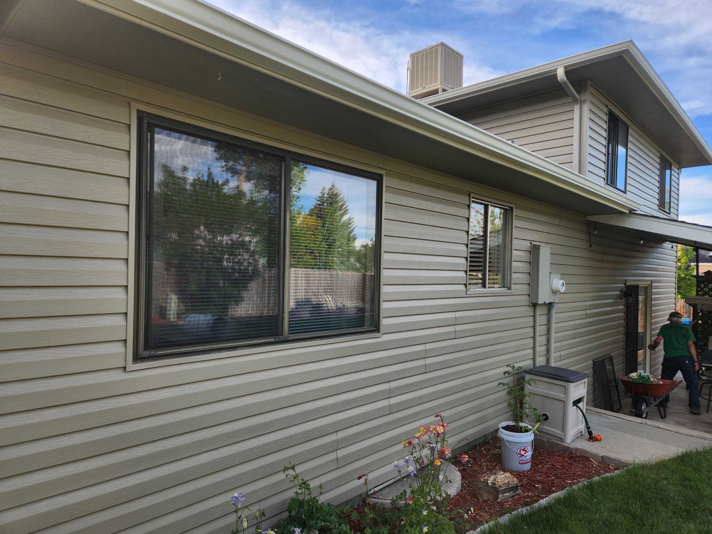 Vinyl siding replacement  by United Windows and Siding LLC