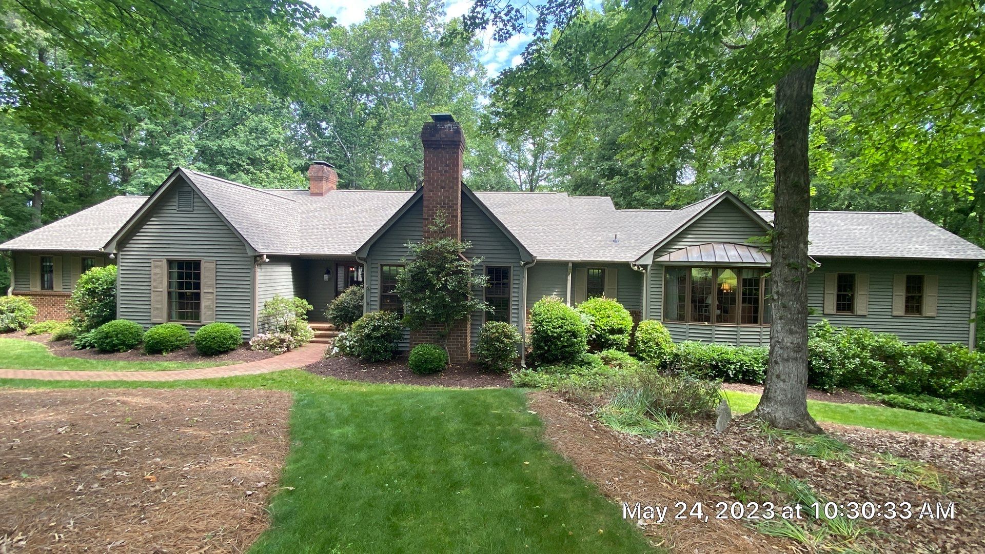 New Roof for these homeowners by Just In Time Roofing and Restoration