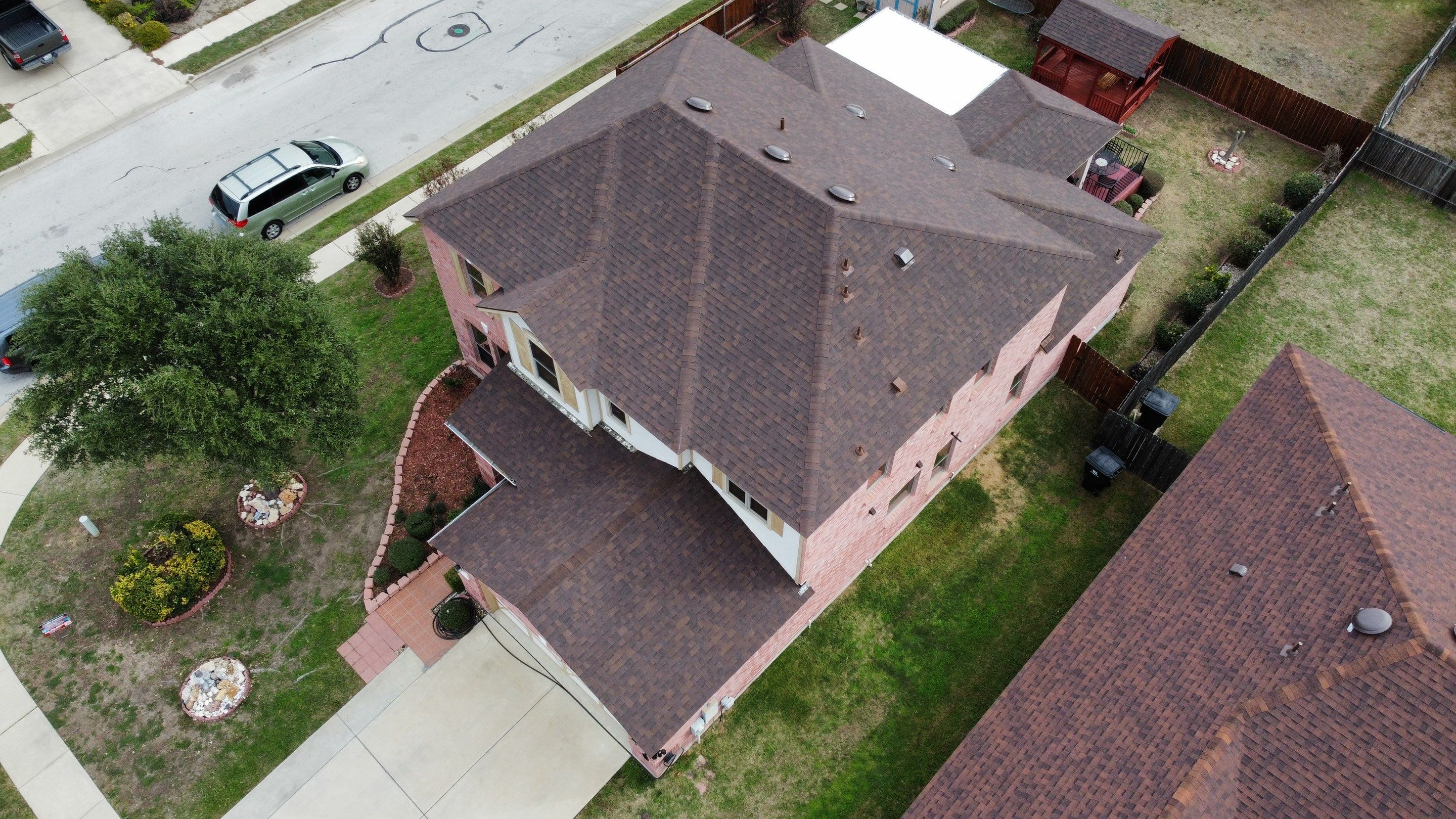 Residential Roofing Installation using Owens Corning Oakridge by Kstylez Roofing & Construction