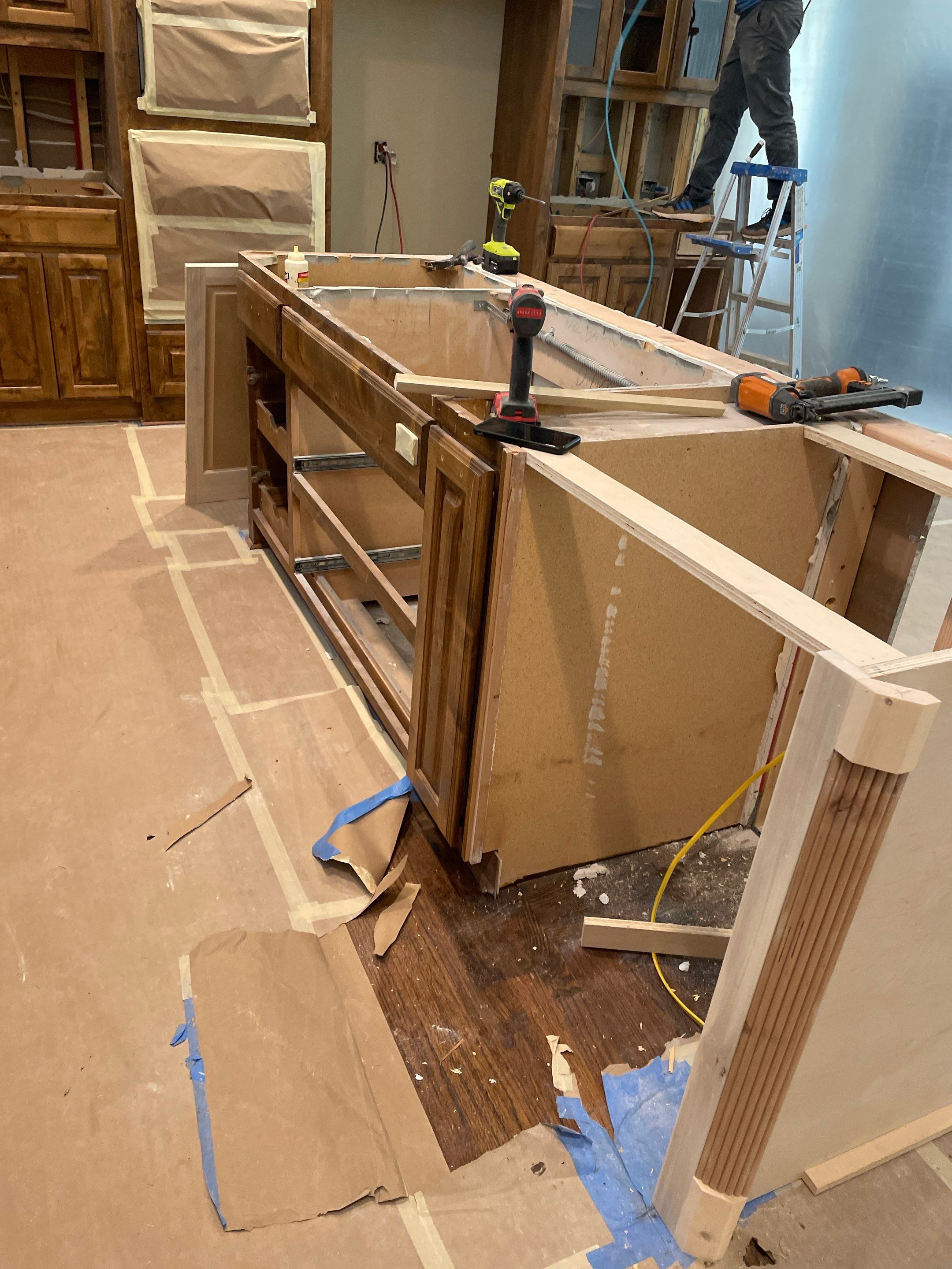 Kitchen Remodel using Quartzite by SLM General Contractors & Roofing
