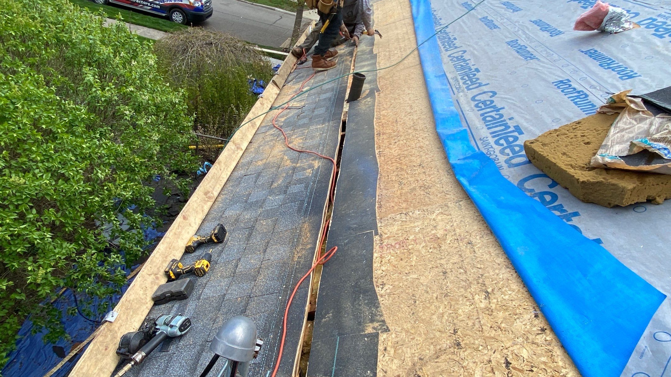 Roof Replacement using CertainTeed Landmark by 180 Contractors