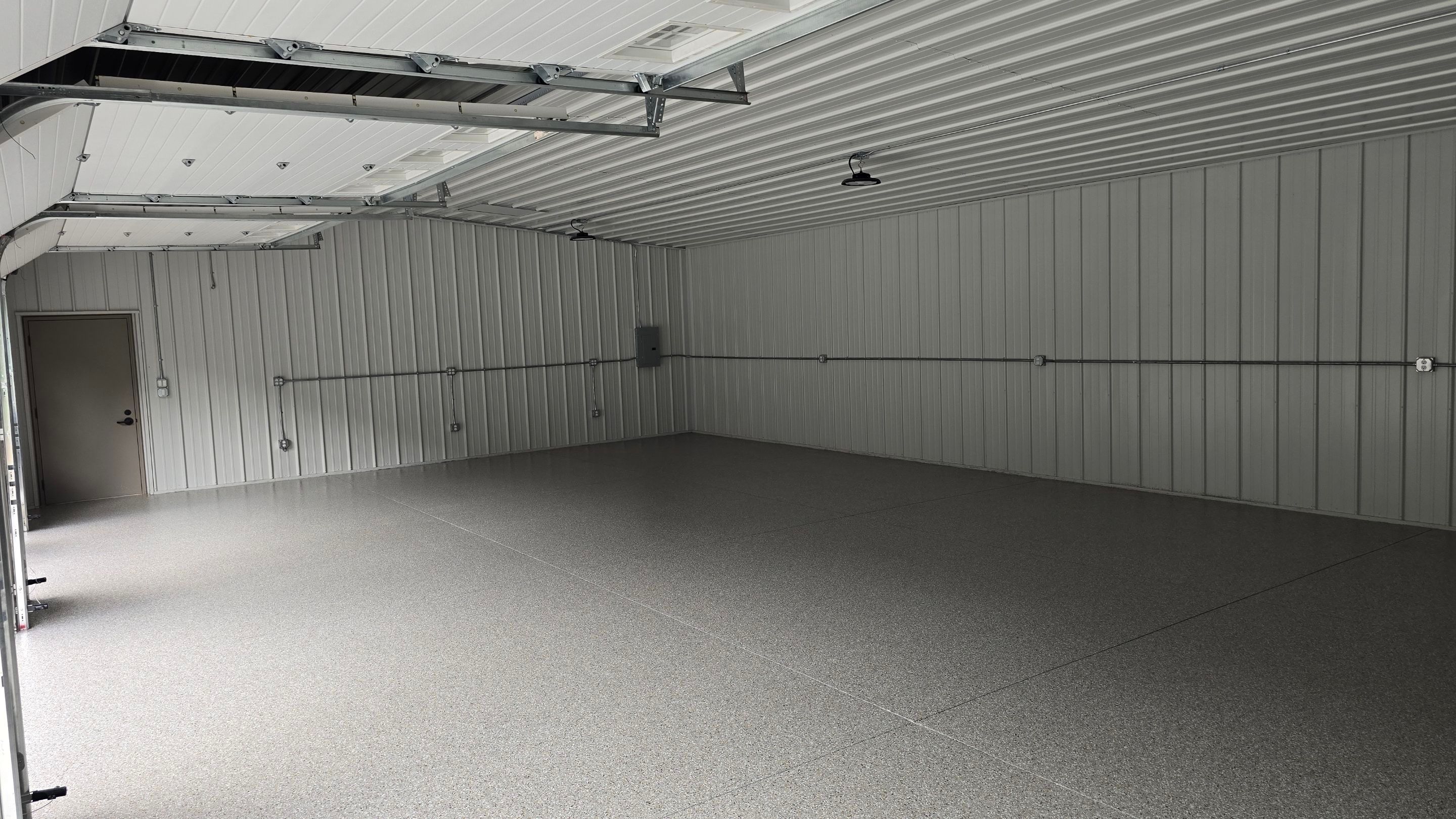 Garage using Creekbed by Elite Floor Solutions