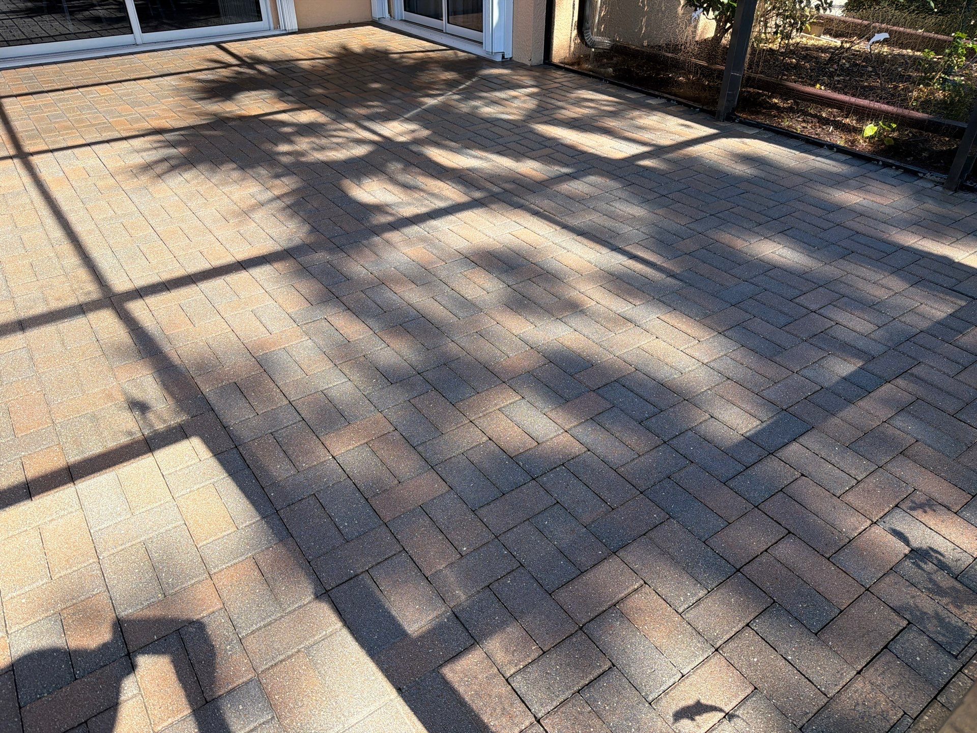 Lanai and Driveway Paver Sealing Project in Sun City Center by Supreme Paver Experts