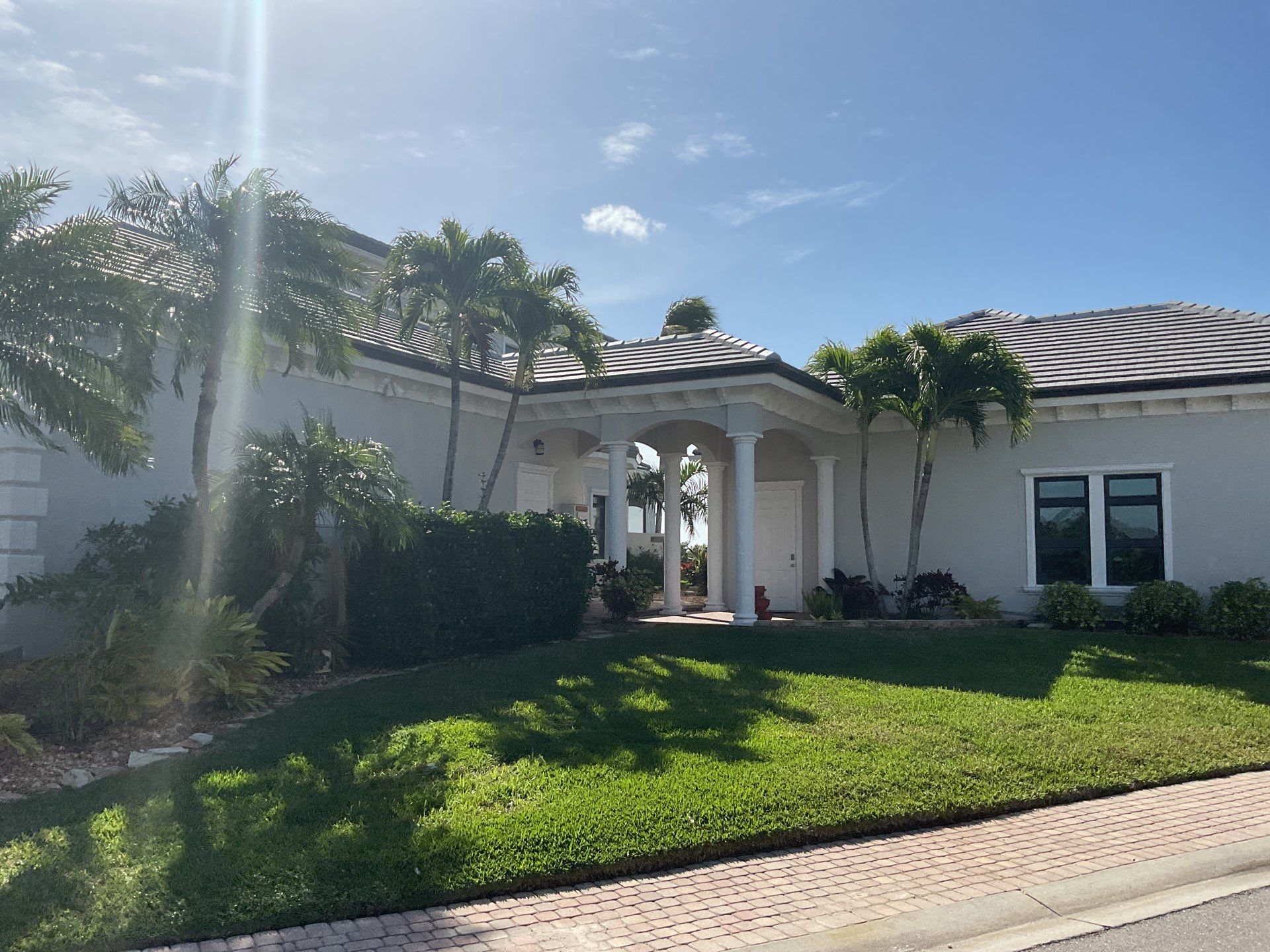 7-Inch Seamless Gutters for Heavy Rainfall in Cape Coral FL by Gutter Professors