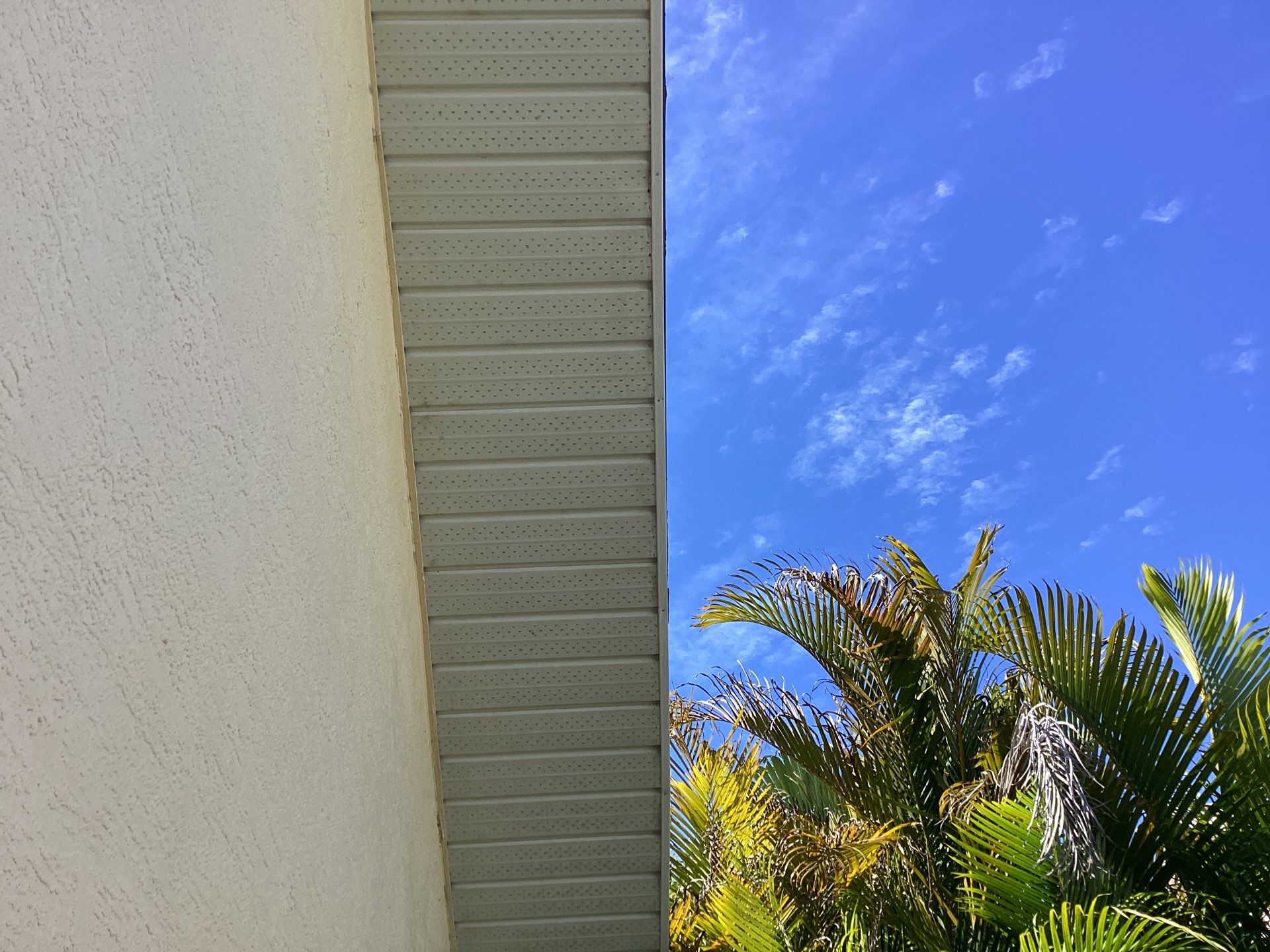 Soffit and Fascia Replacement in Fort Myers FL by Gutter Professor by Gutter Professors