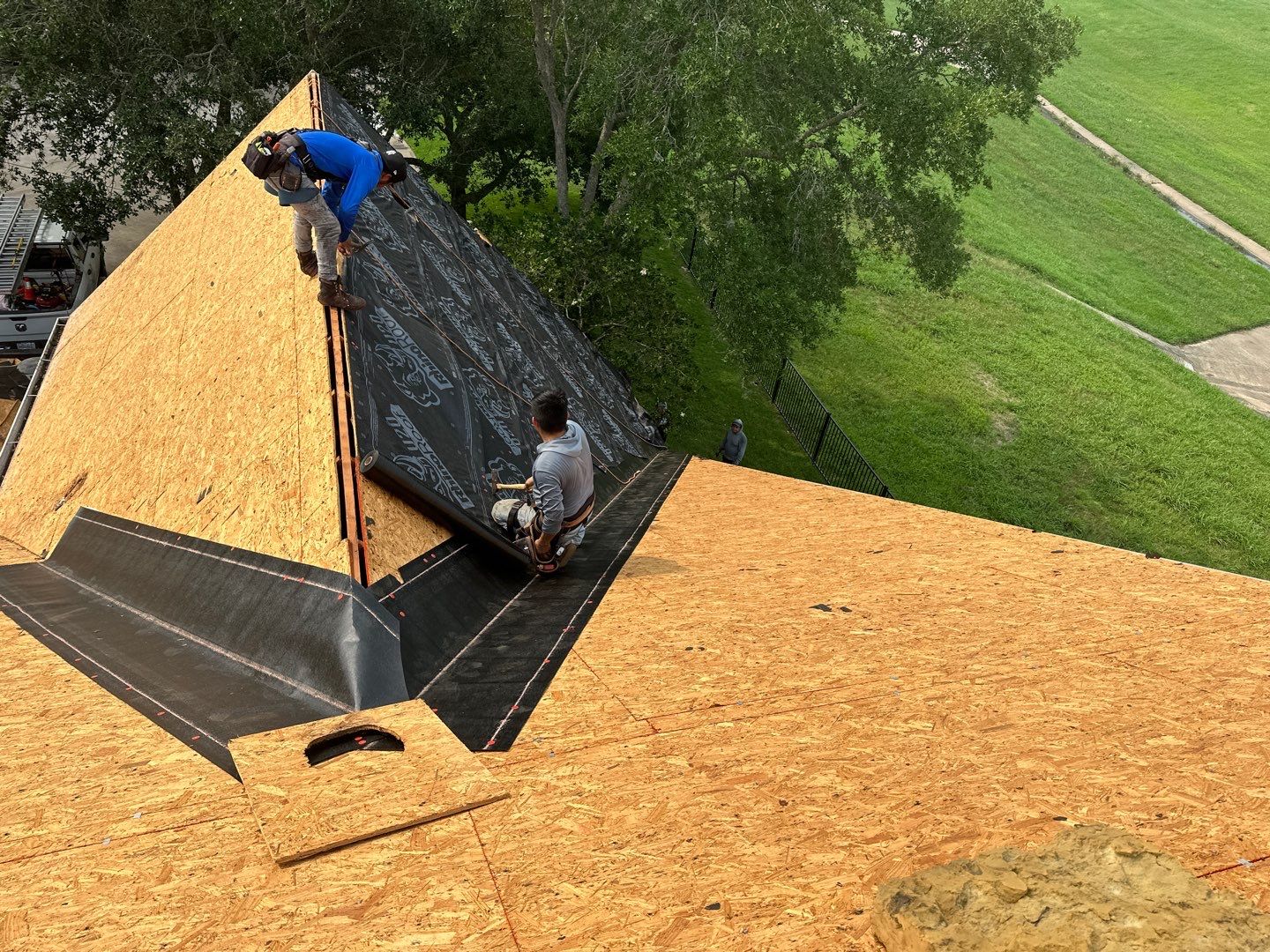 Residential Roofing Installation using Owen's Corning Duration (Lifetime) Shingles by Roof Repair Company