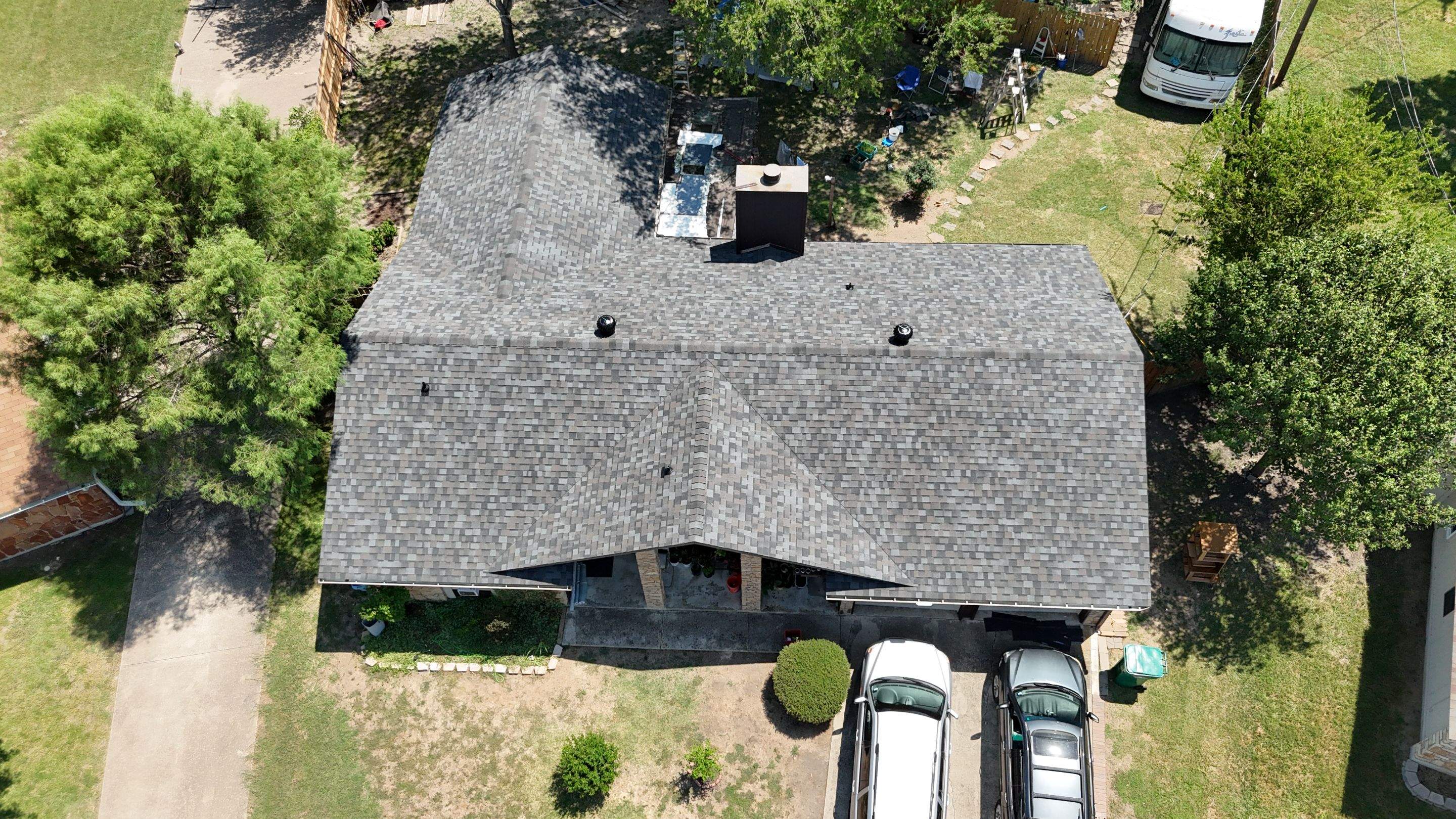 Williamsburg Gray - Owens Corning TruDefinition Duration by RoofsOnly.com