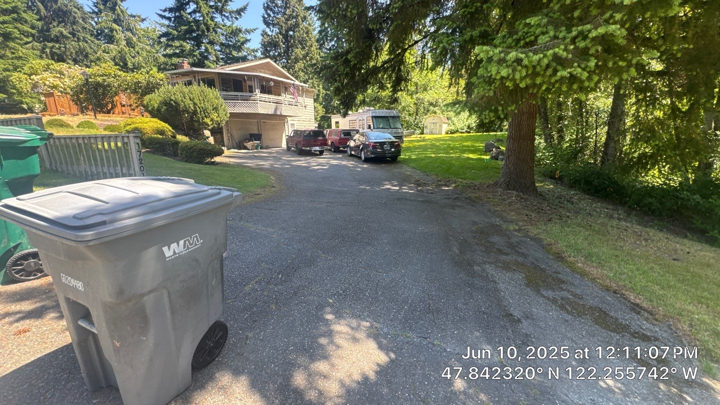 Modern Entry Fence by Jireh Asphalt & Concrete Inc 