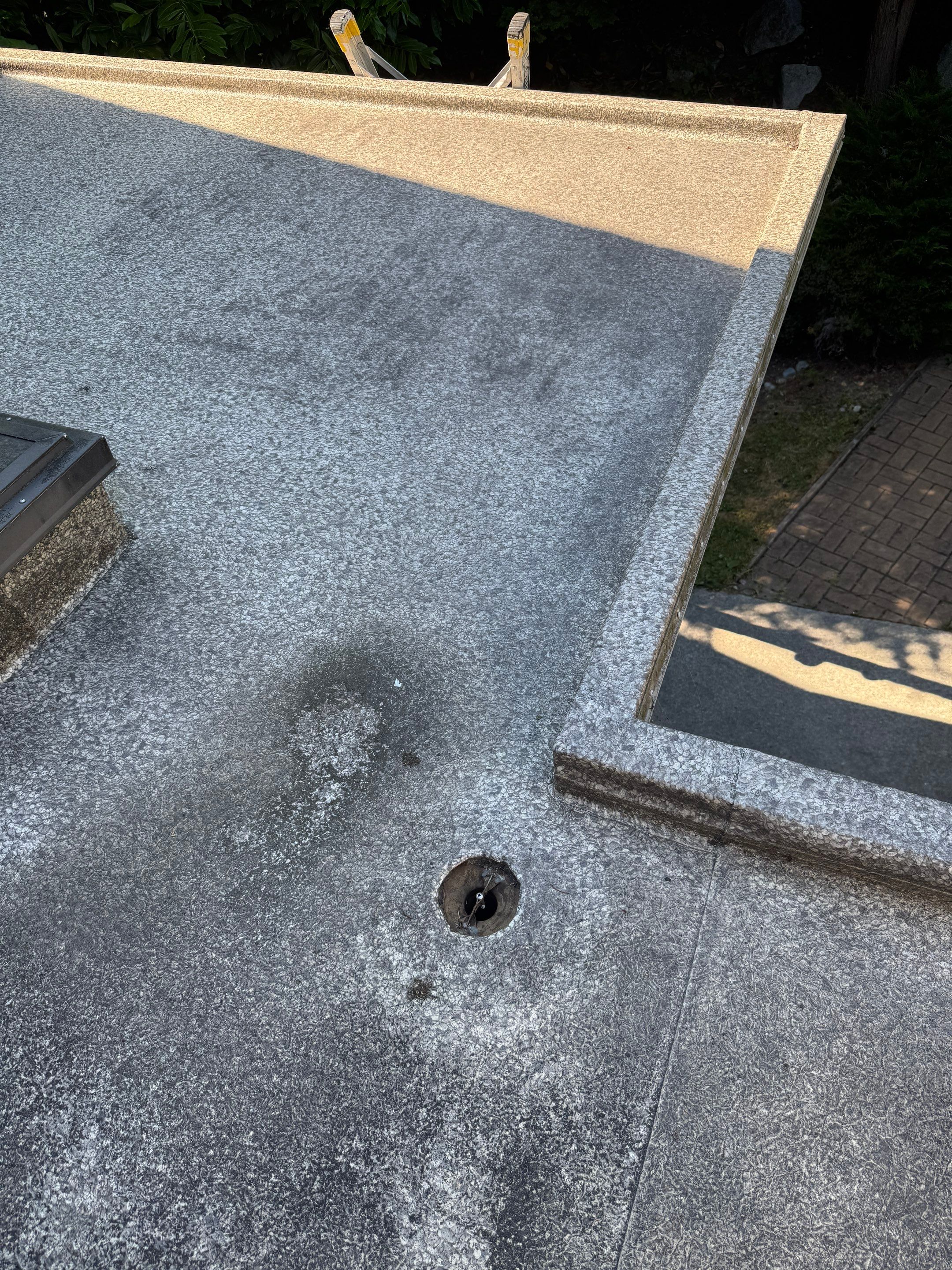 Gutter Cleaning in West Vancouver by YVR Construction Group