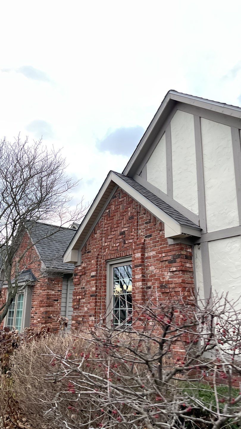 Siding Replacement using CertainTeed Monogram D5 Clapboard by 180 Contractors