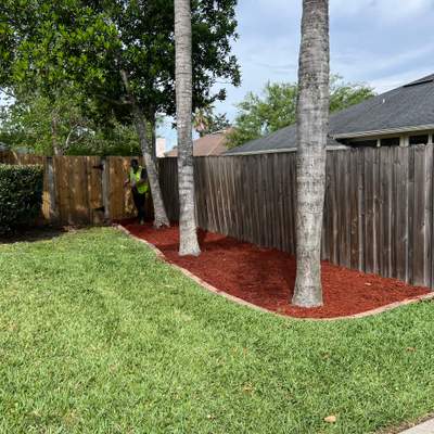 Mulch Installation | Residential