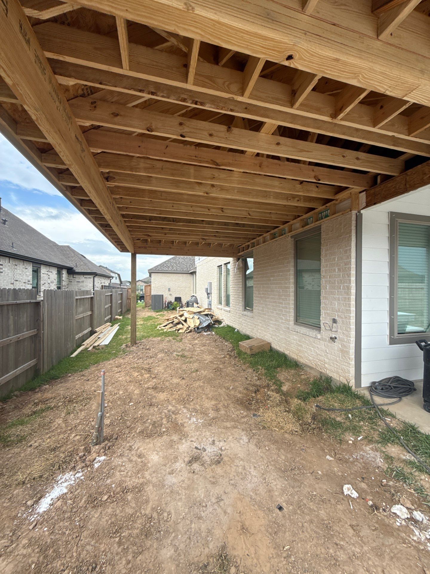 Patio and Summer Kitchen in Texas city by SophAlx LLC