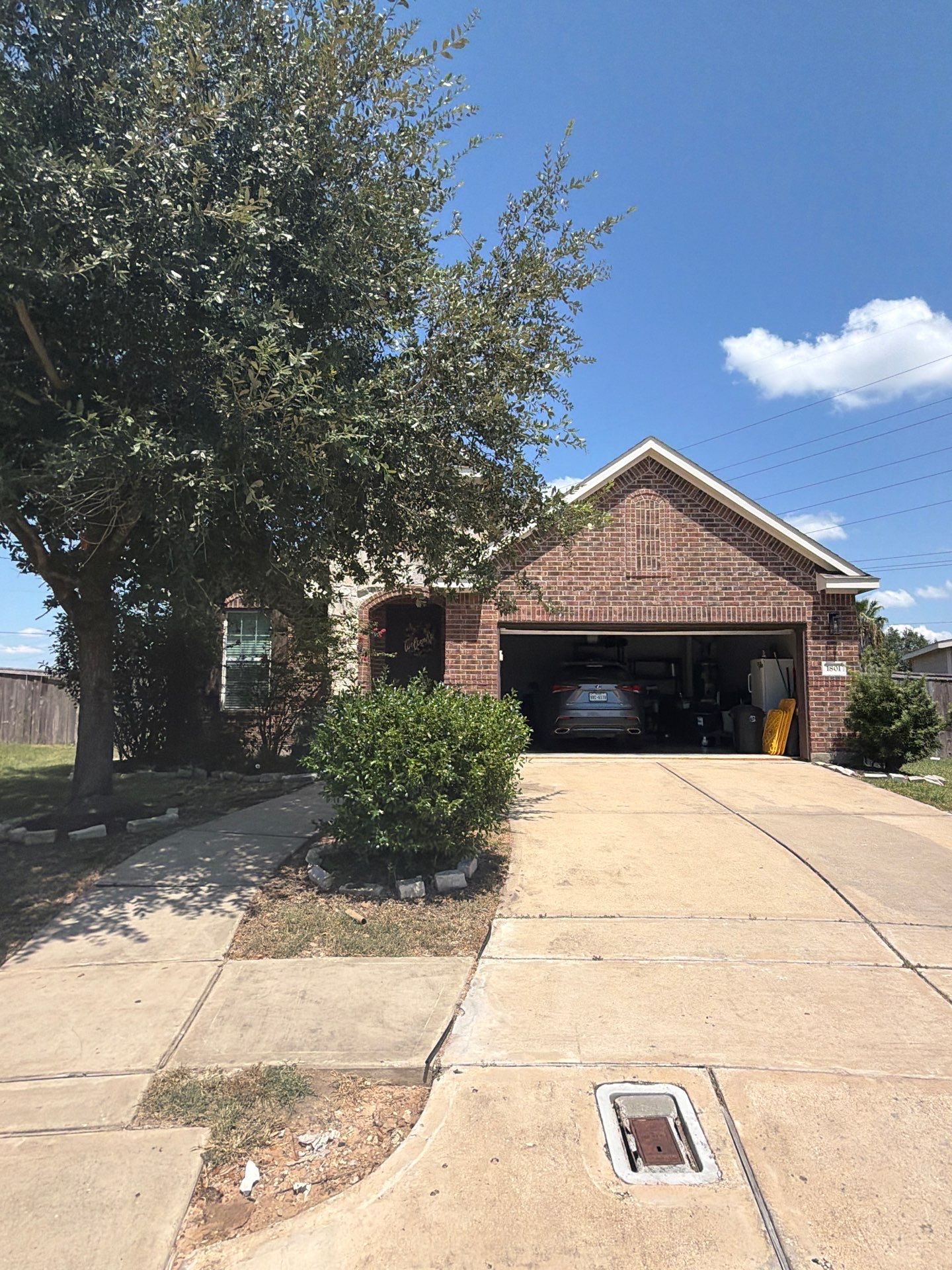 Asphalt Shingle Roof Inspection and Damage Assessment in Houston