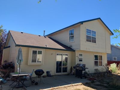Meridian two story roof installation using Owens Corning Onyx Black 