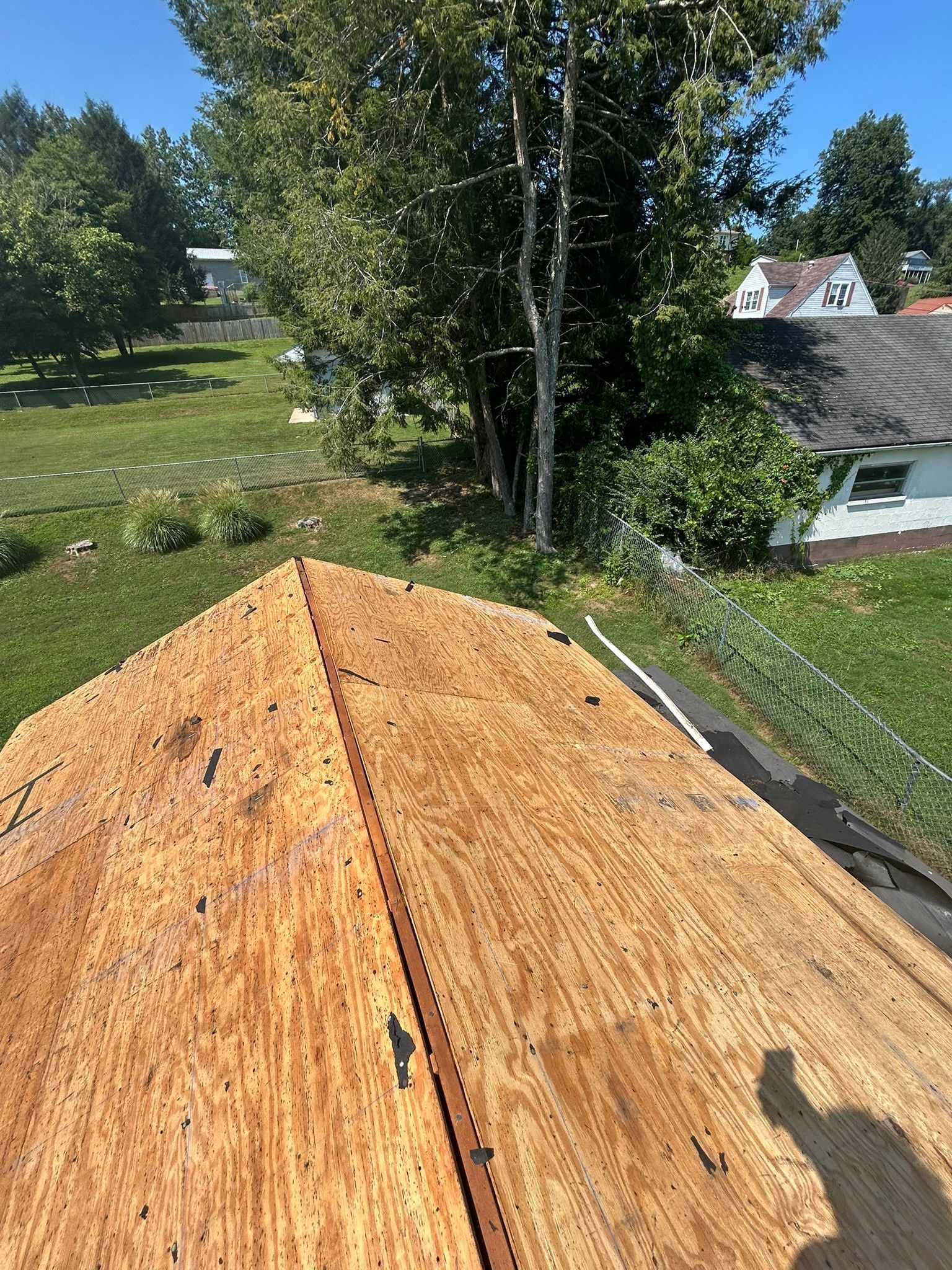 Residential Roofing Installation using GAF Timberline HDZ Charcoal by Rainstoppers Roofing