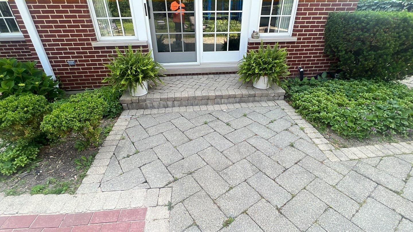 Brick paver clean, sand and seal.  using Surebond SB-1300 by Northern Power Washing LLC.
