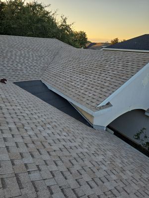 Comprehensive Residential Roof Replacement with Atlas Pinnacle Shingles in Orlando