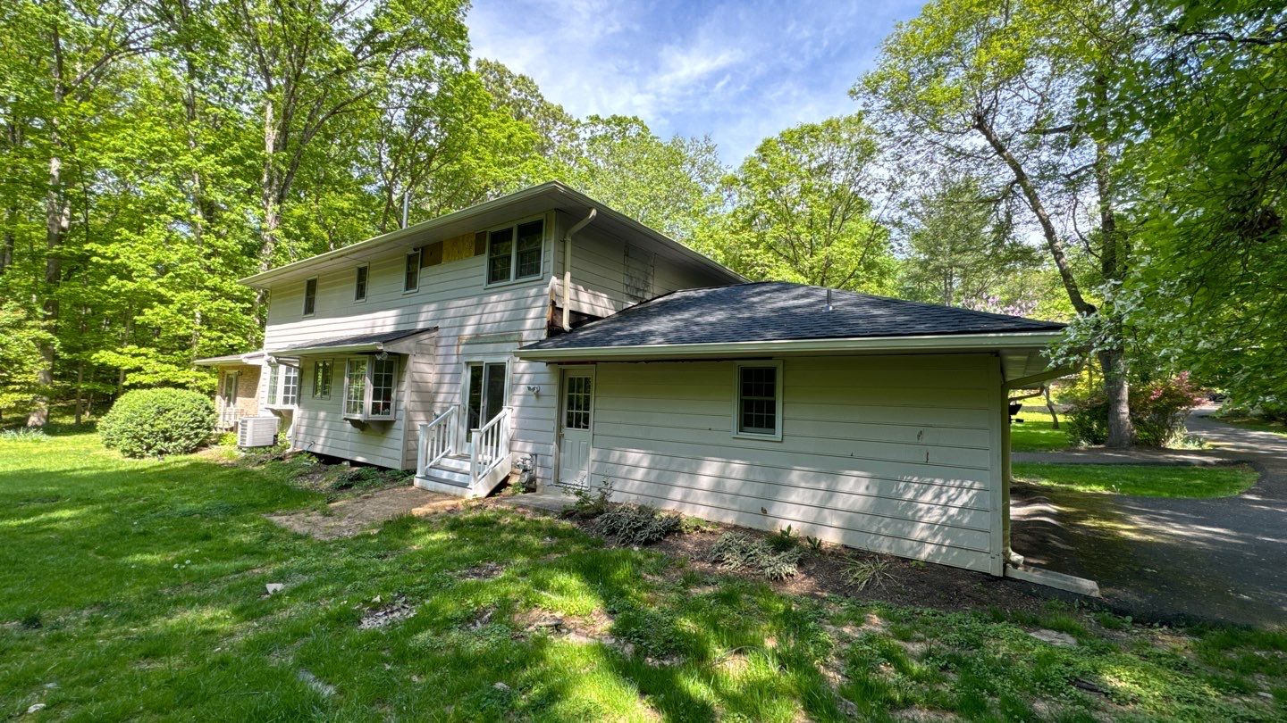 Great Falls: Siding Replacement with James Hardie Statement Beaded Plank in Cobblestone by RM Banning, Inc.