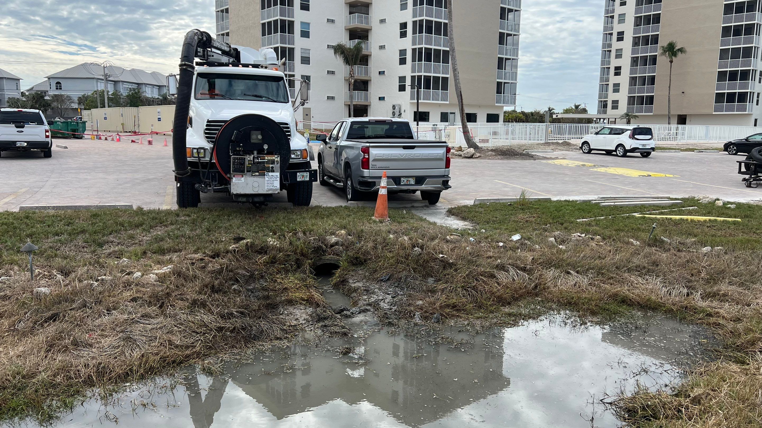 Bonita Springs Condo Stormwater System Maintenance by Don Mar, Inc. Storm Water Solutions