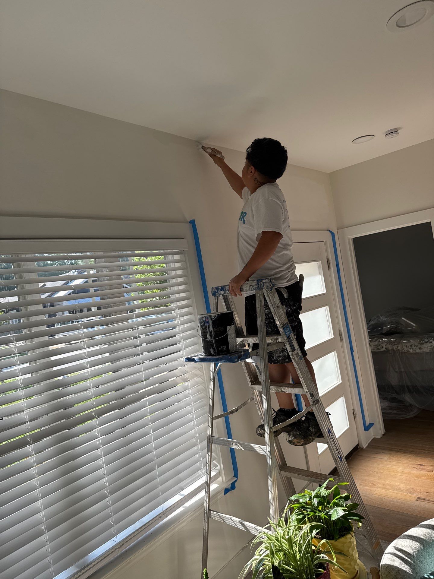 From Crisp White to Cozy Warmth: A Unified Color Story by Atlanta's Paint Doctor