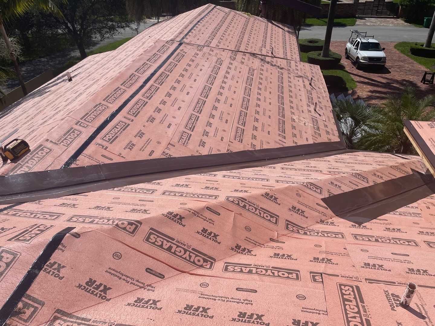 Metal Roof - Galvalume - Mansard Brown by Istueta Roofing