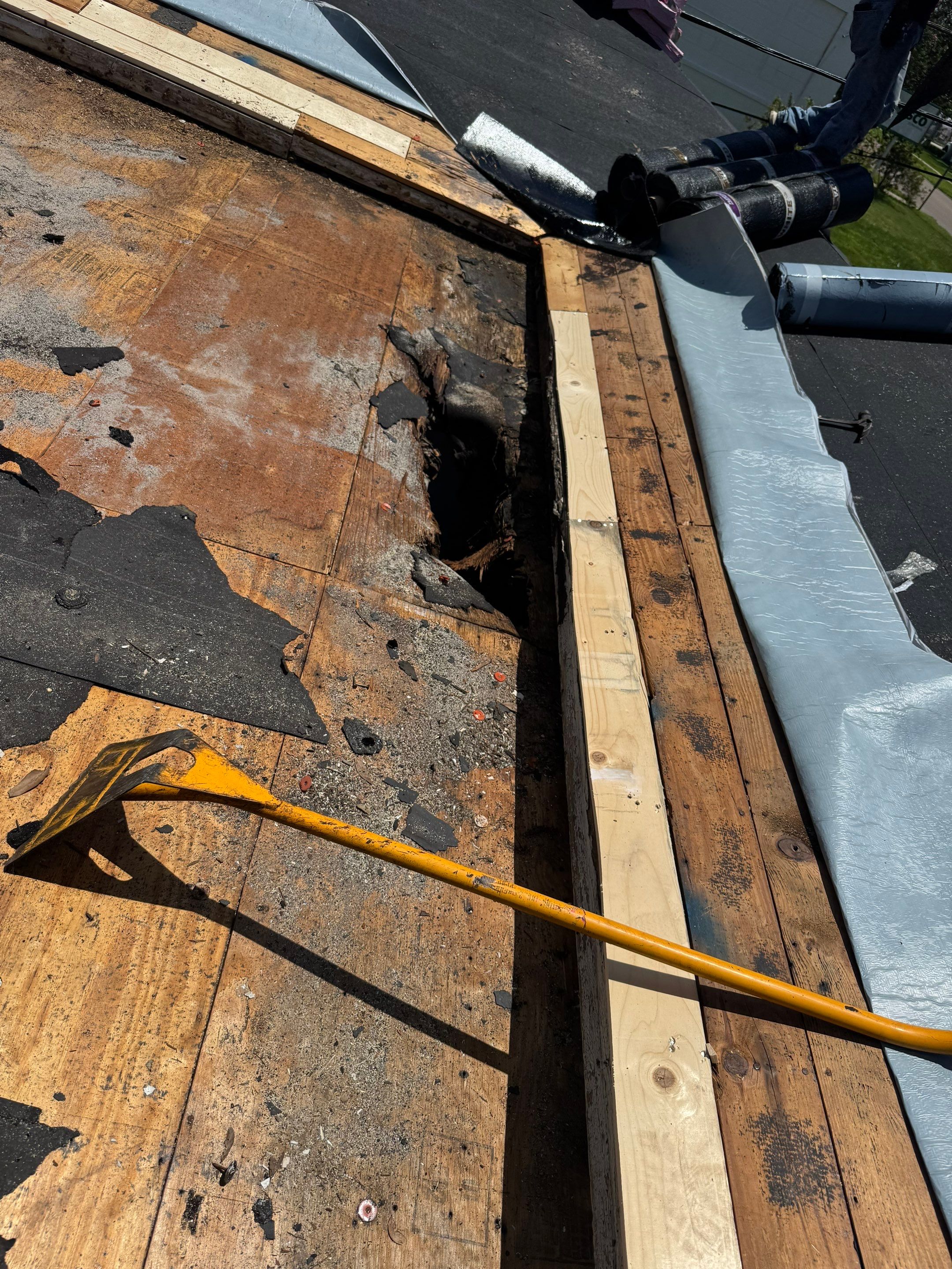 Project in St. Petersburg 33711 by Mitchell Roofing Company LLC 