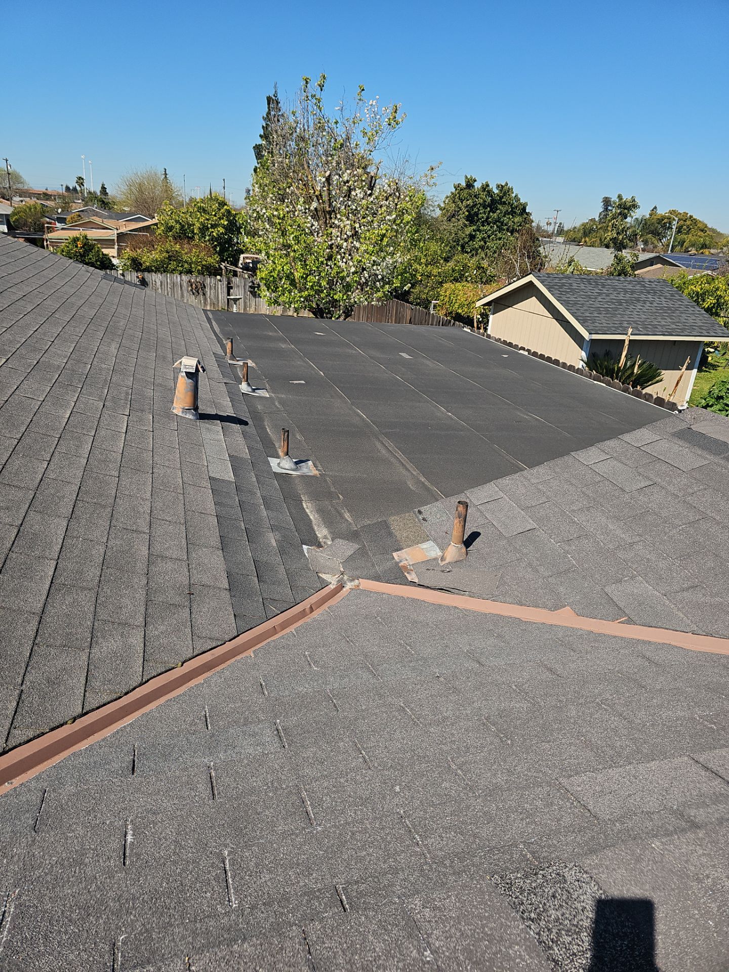 Hammatt Ave Livingston CA  by Econo Roofing