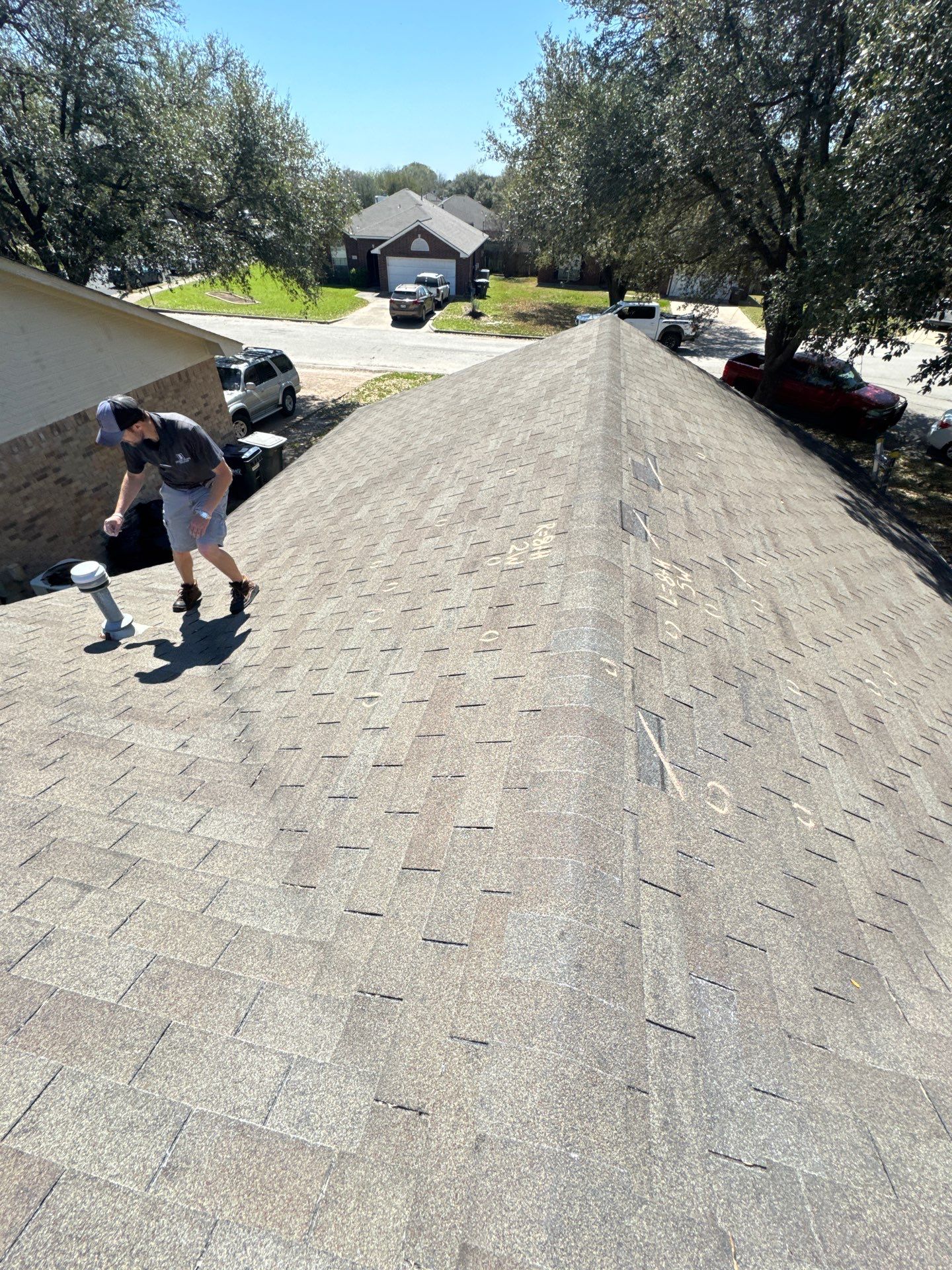 HONG L by Boss Hogg Roofing