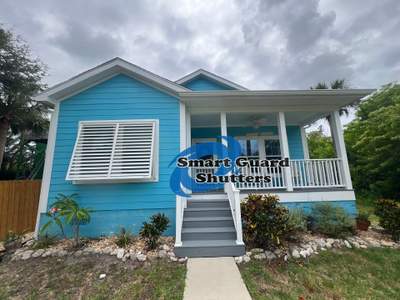 Impact Bahama Shutter in Signal White