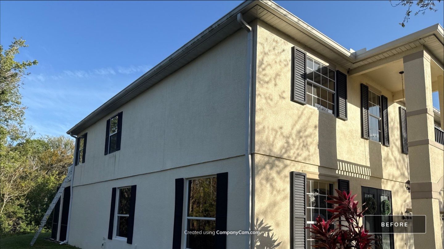 Barrington Ridge 2-Story House & Driveway Cleaning – Before & After Transformation! by Sunshine AquaWash