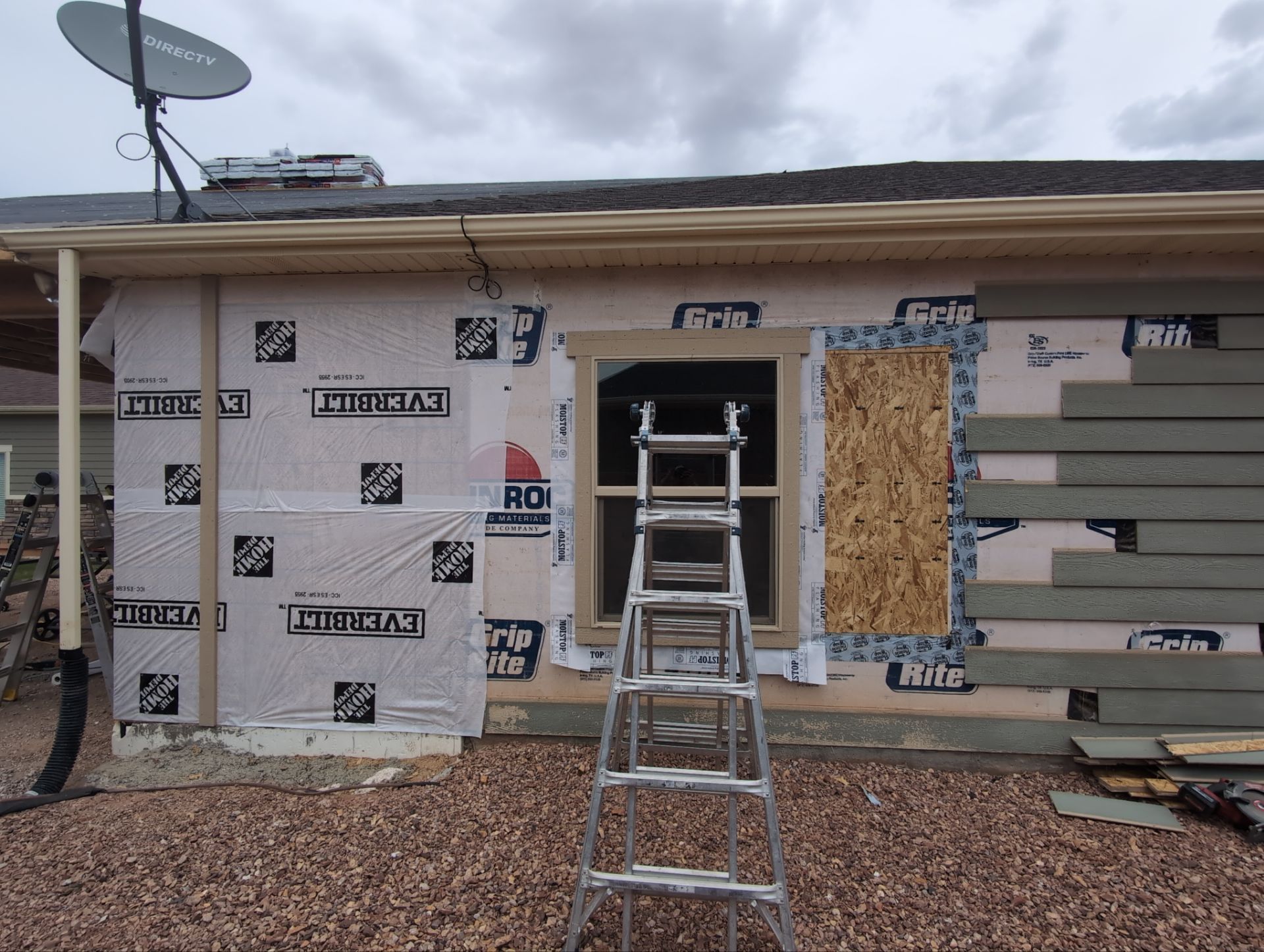 Siding Repairs by Unified Roofing