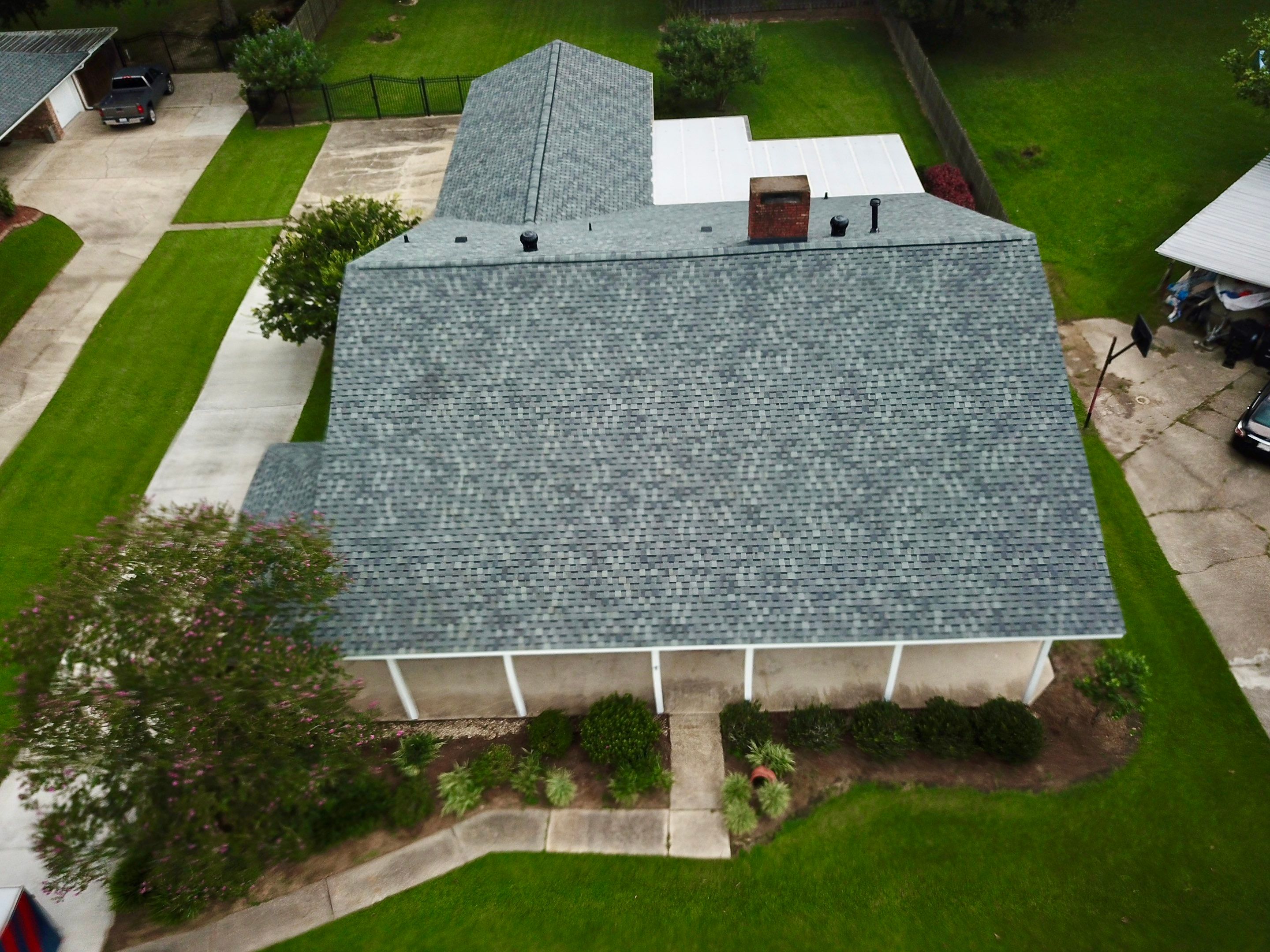 Top Team Roofing & Construction featured photo.