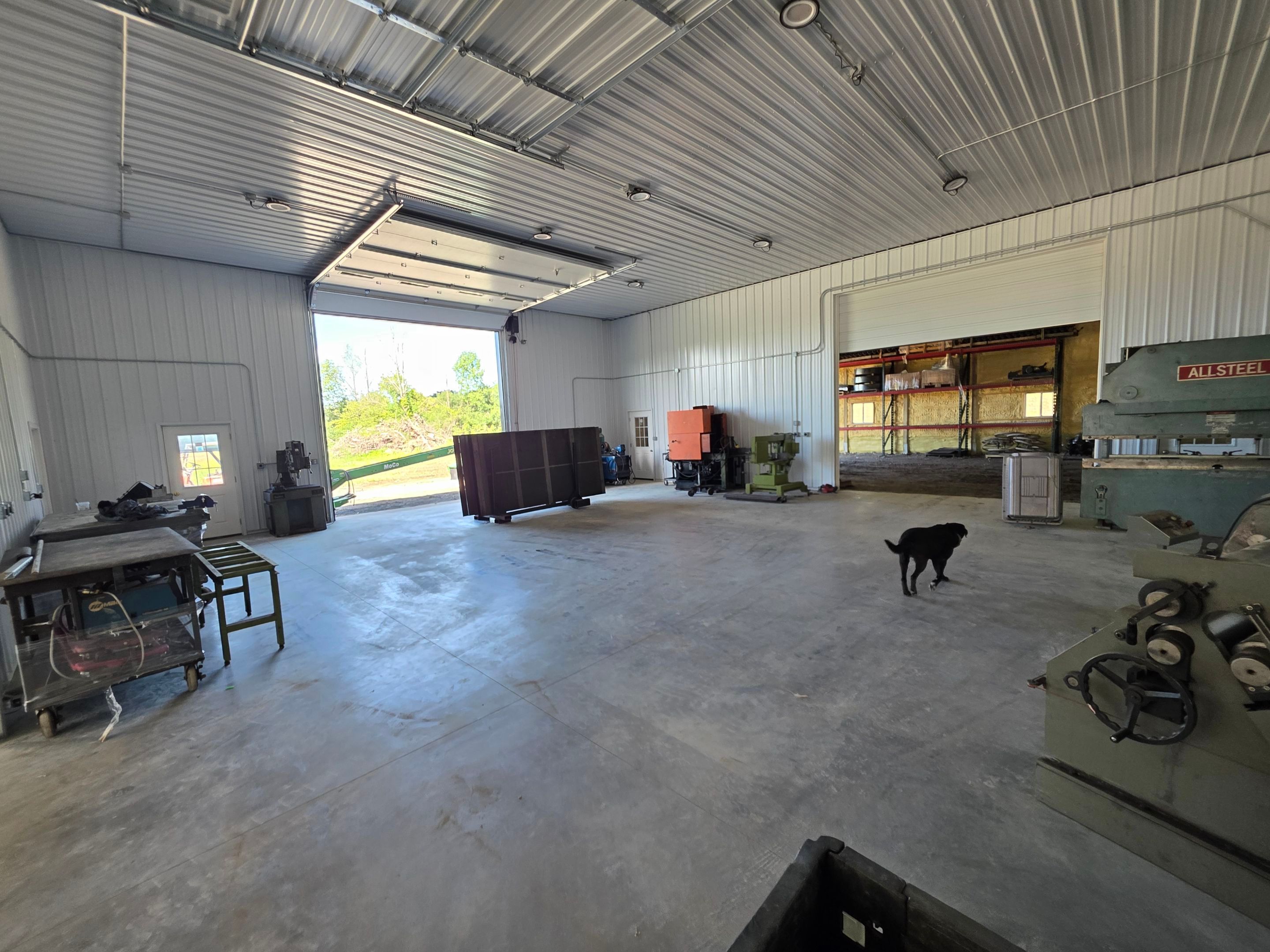 Manufacturing facility by Horst Custom Homes 