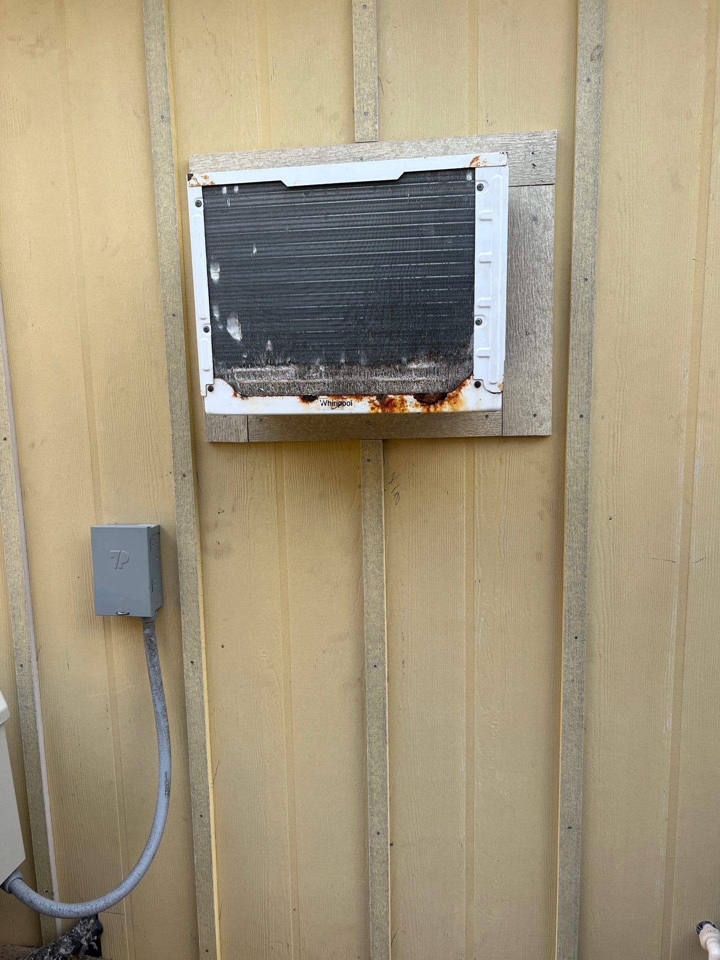 Bayfront Knows Breakaway Walls! by Bayfront Roofing and Construction
