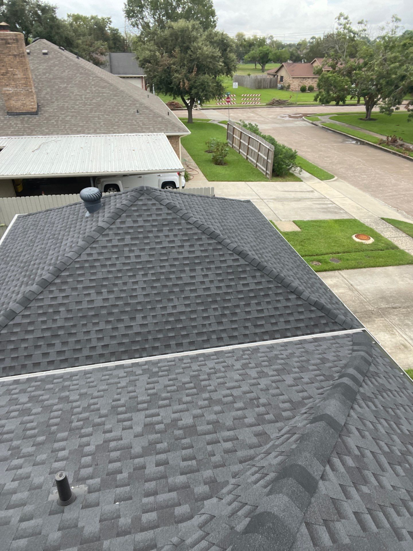 GAF HDZ - Charcoal by Elite Roofing LLC