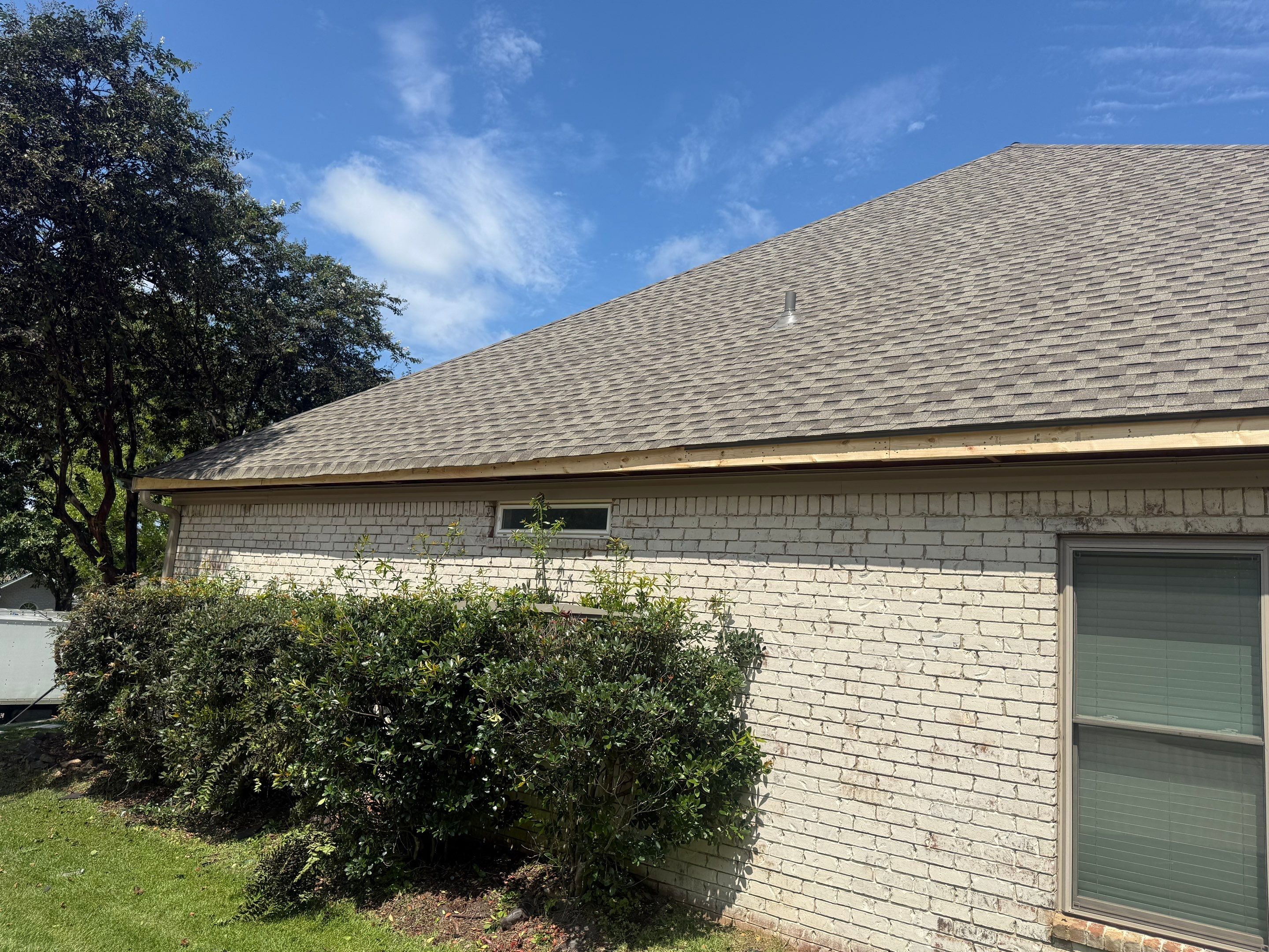 Shingle Replacement in Tuscaloosa (Weathered Wood) by The Roofing Dudes