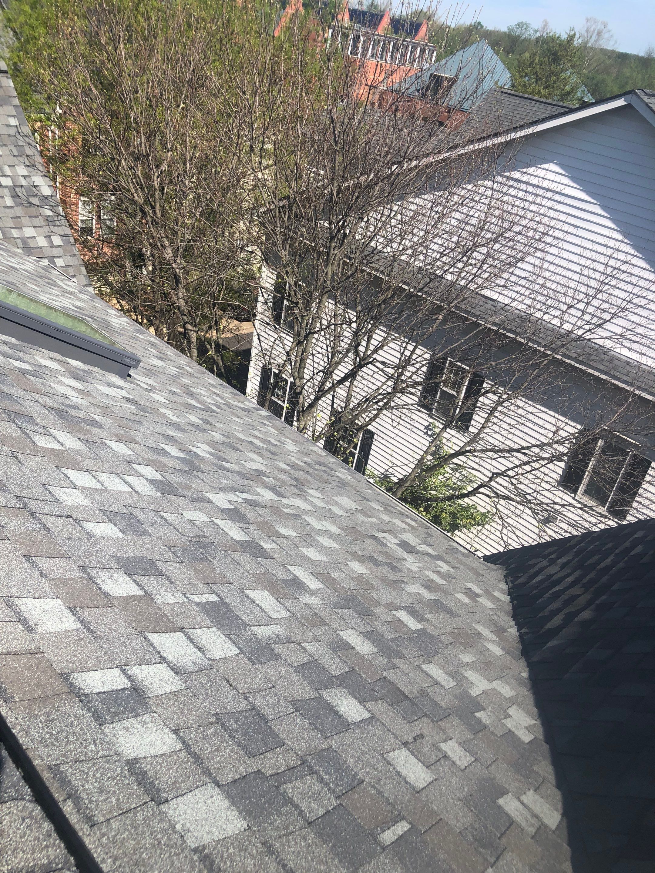 Alexandria: CertainTeed Landmark Pro Designer Shingles in Max Def Georgetown Gray by RM Banning, Inc.