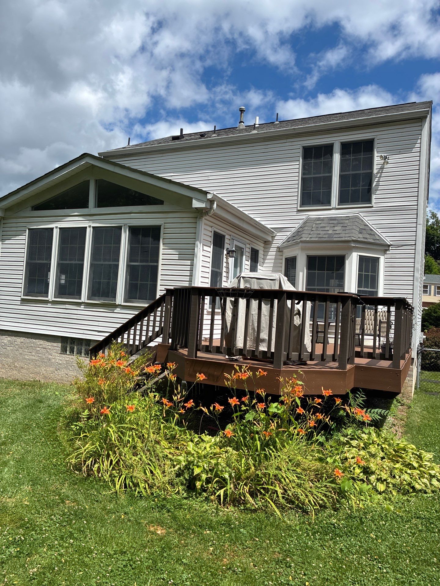 Partial House Vinyl Siding Replacement and Sunroom Renovation near Crafton by Ideal Siding Pittsburgh