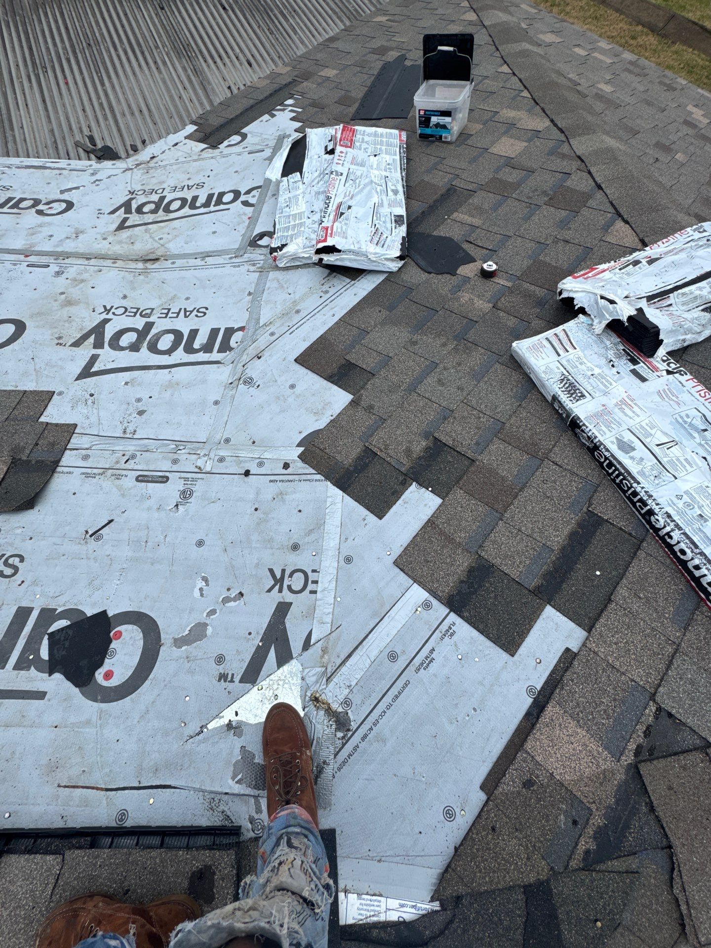 Roof Replacement Pasadena by Roof Repair Services LLC