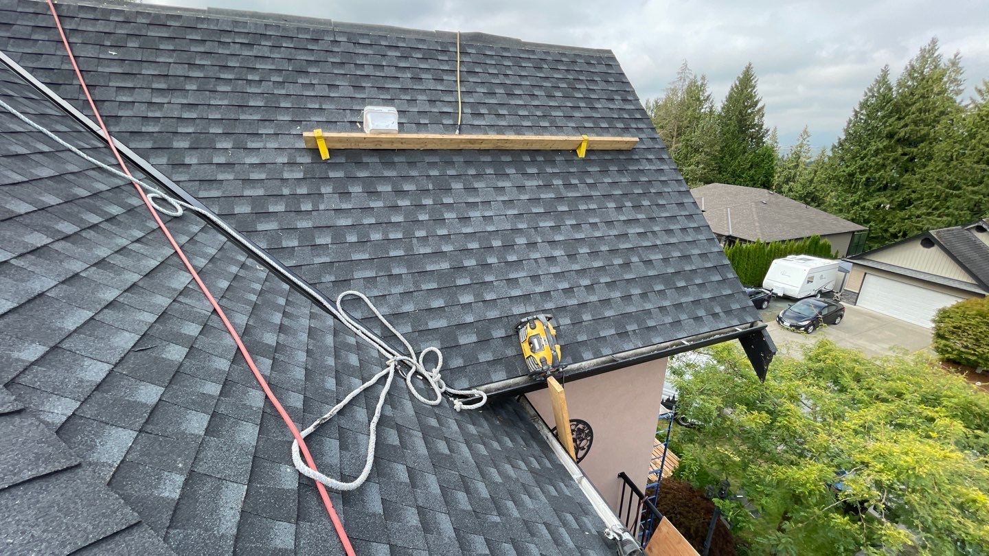 Residential Reroof Shingle using GAF timberline HDZ Charcoal by Top Notch Roofing Inc