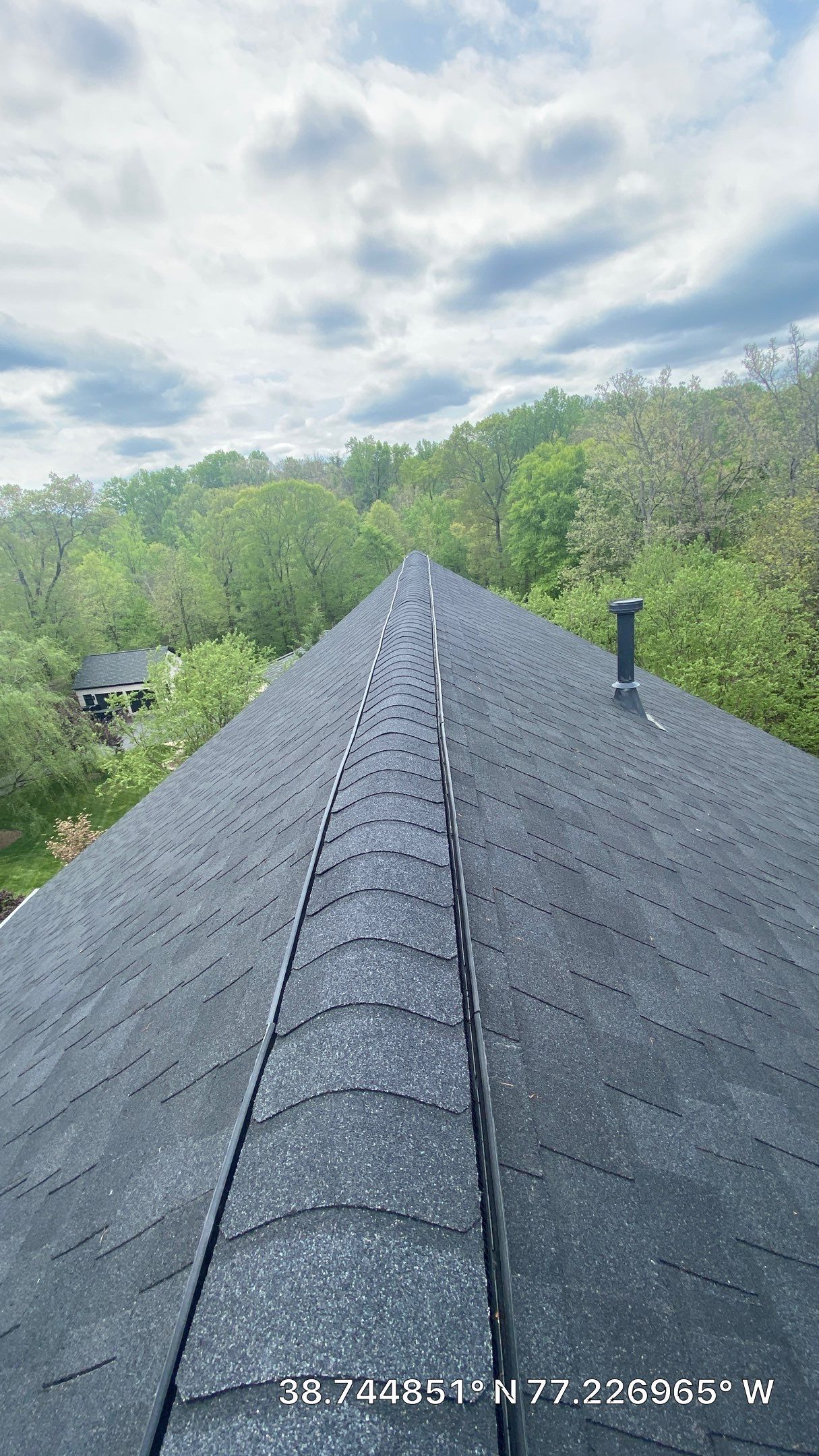 Springfield: CertainTeed Landmark Pro Designer Shingles in Max Def Charcoal Black by RM Banning, Inc.