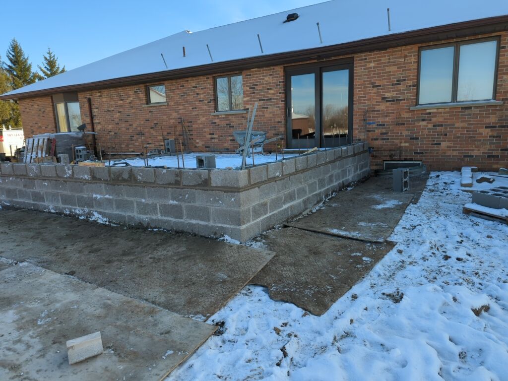 Outdoor Living Addition and Concrete by Ivy Lea Construction