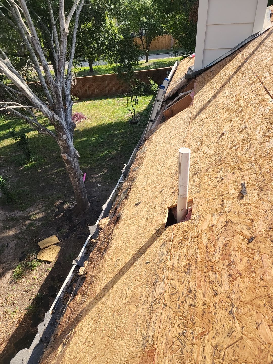 Residential Roofing Installation using Owen's Corning Duration (Lifetime) Shingles by Roof Repair Company