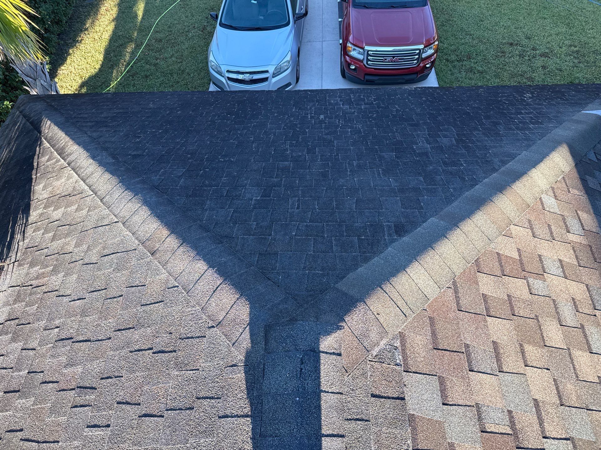 Asphalt Shingle Roof & Fascia Cleaning in Old Mill Preserve, Palmetto, FL | Sunshine AquaWash by Sunshine AquaWash