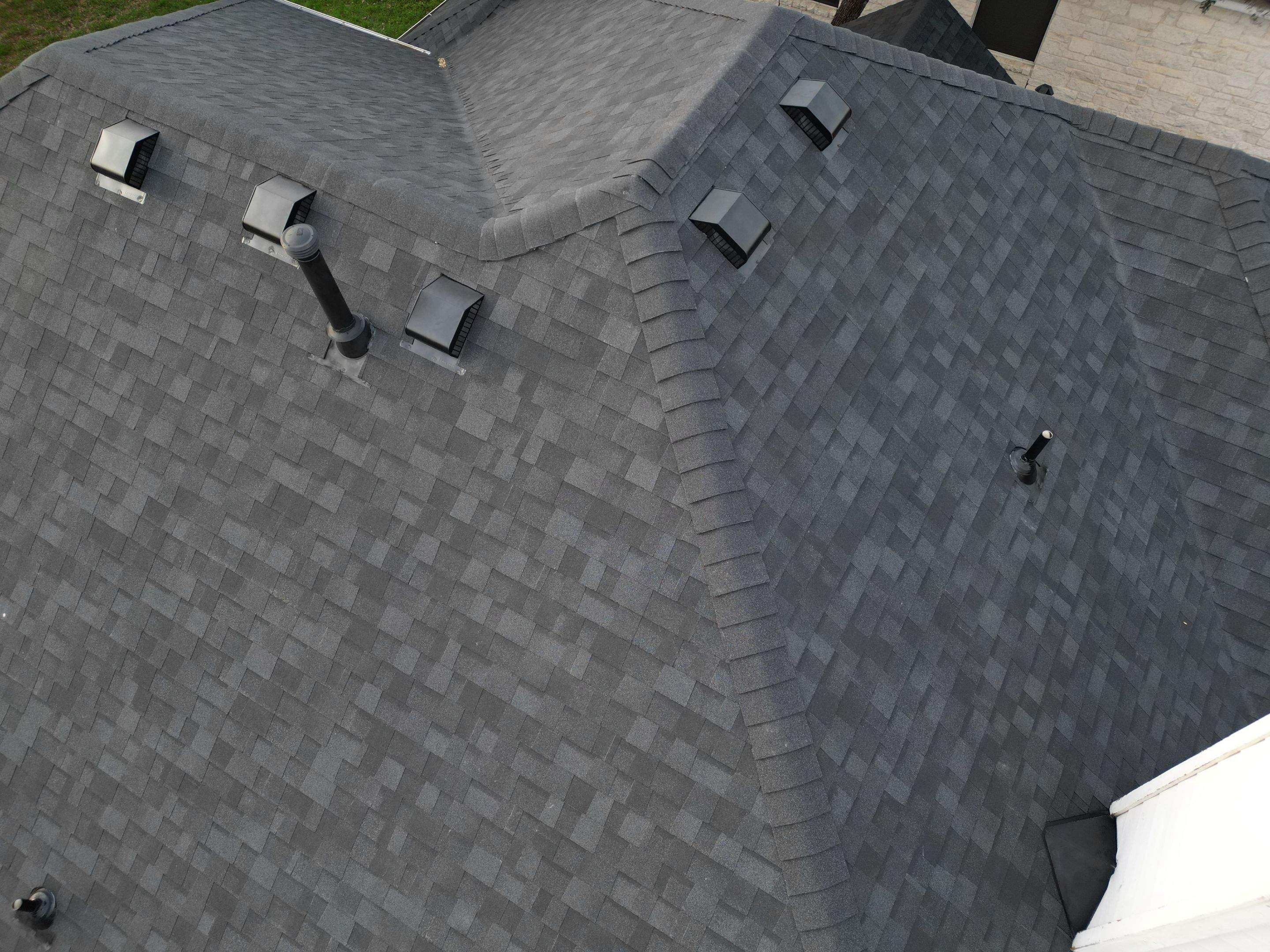 Onyx Black - Owens Corning TruDefinition Duration by RoofsOnly.com